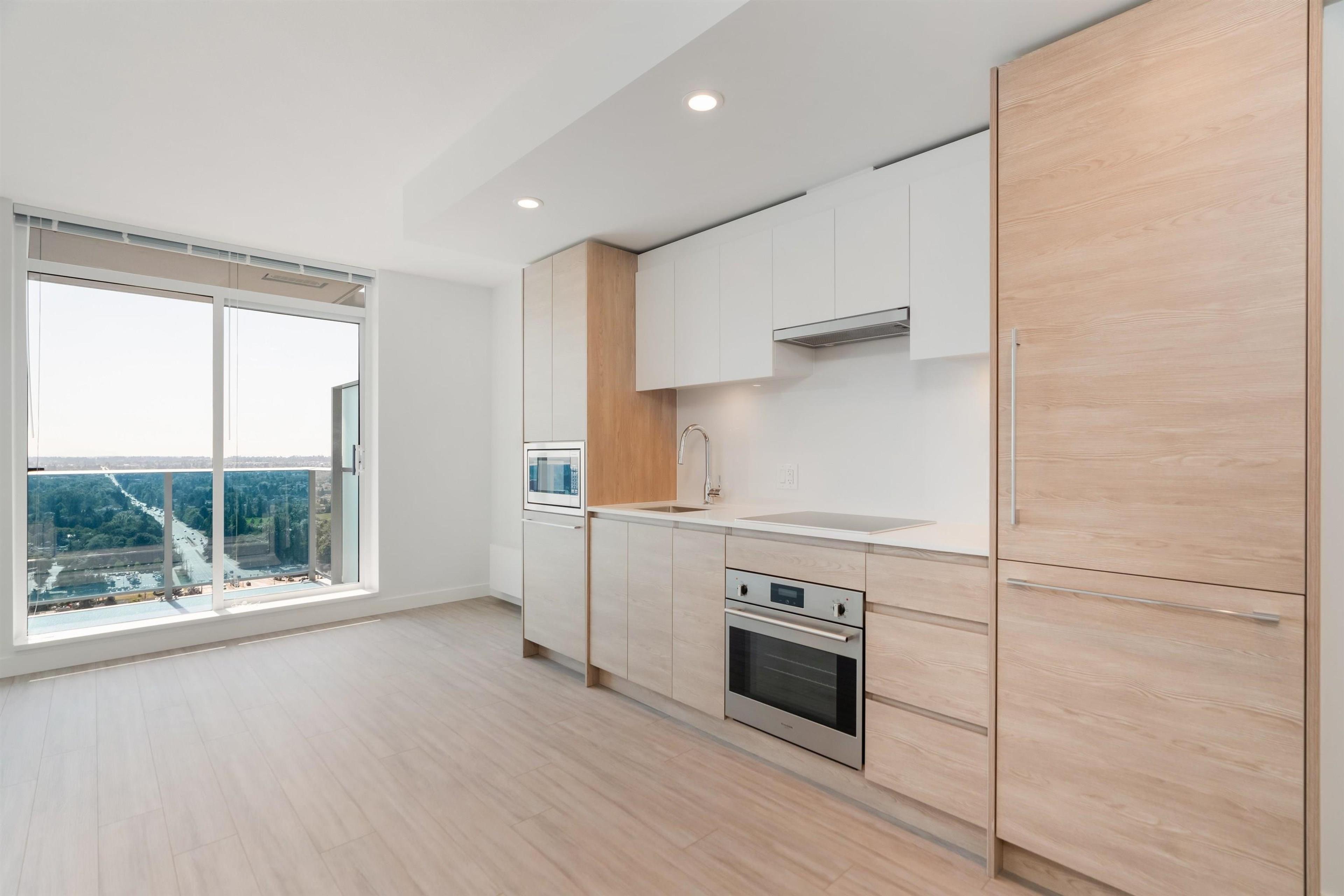 #2301 13615 FRASER HIGHWAY - Image 2