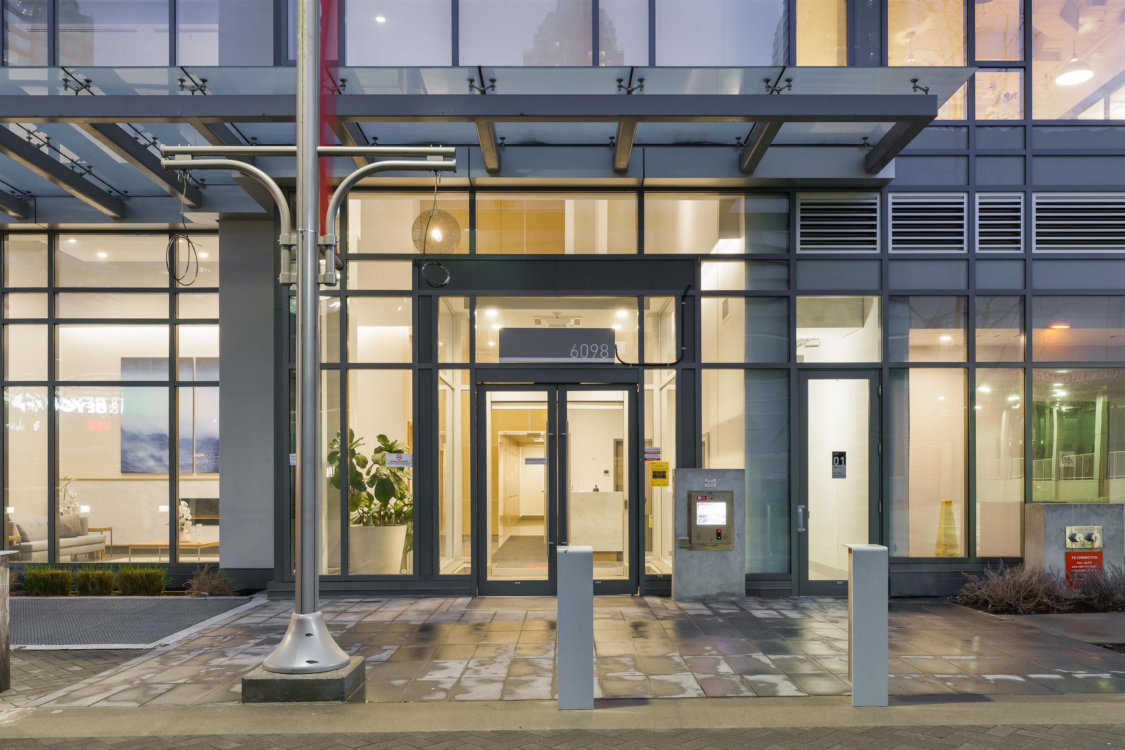 #3501 6098 STATION STREET - Image 2