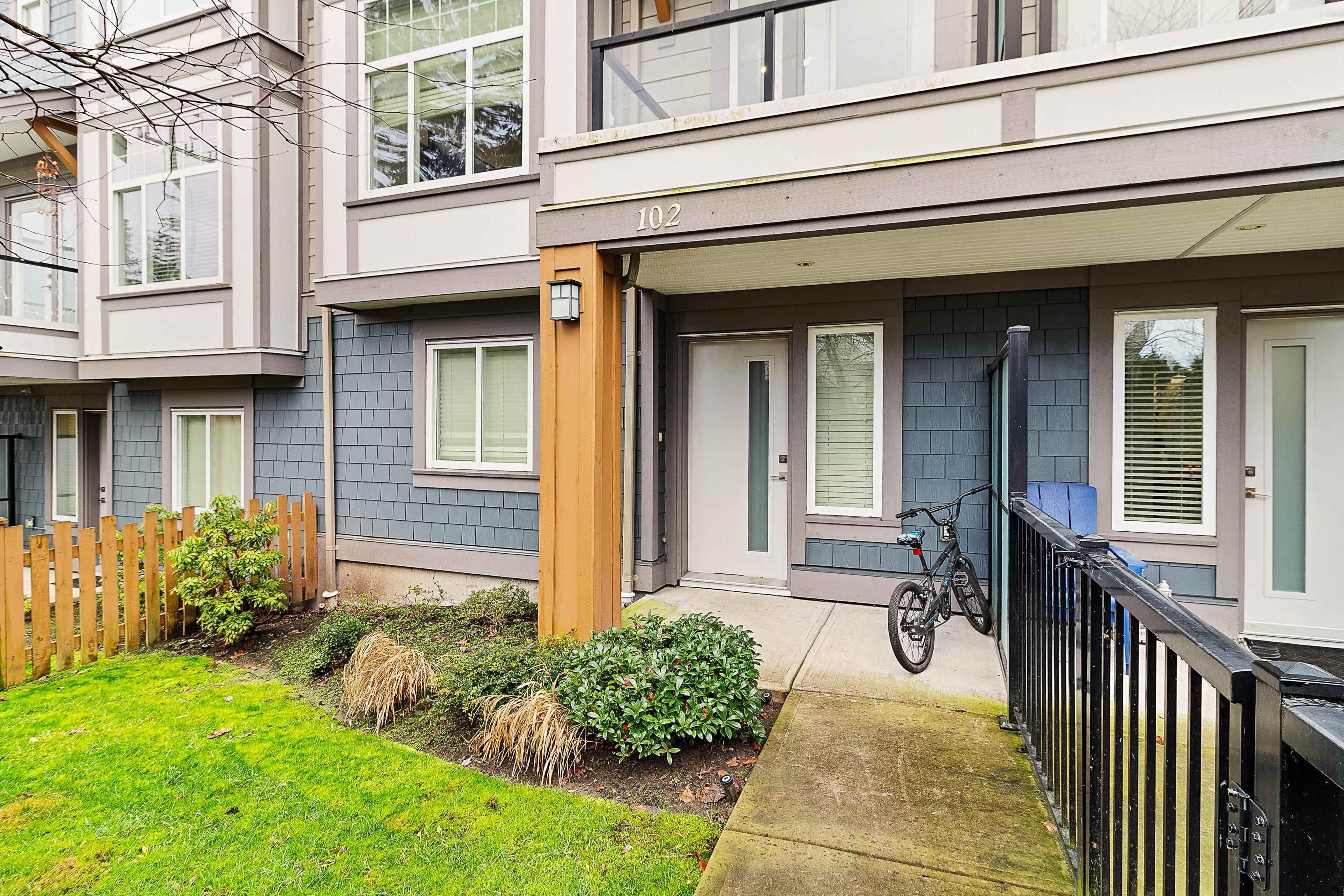 15170 60 Avenue, Surrey - Exteriors - Photo 5