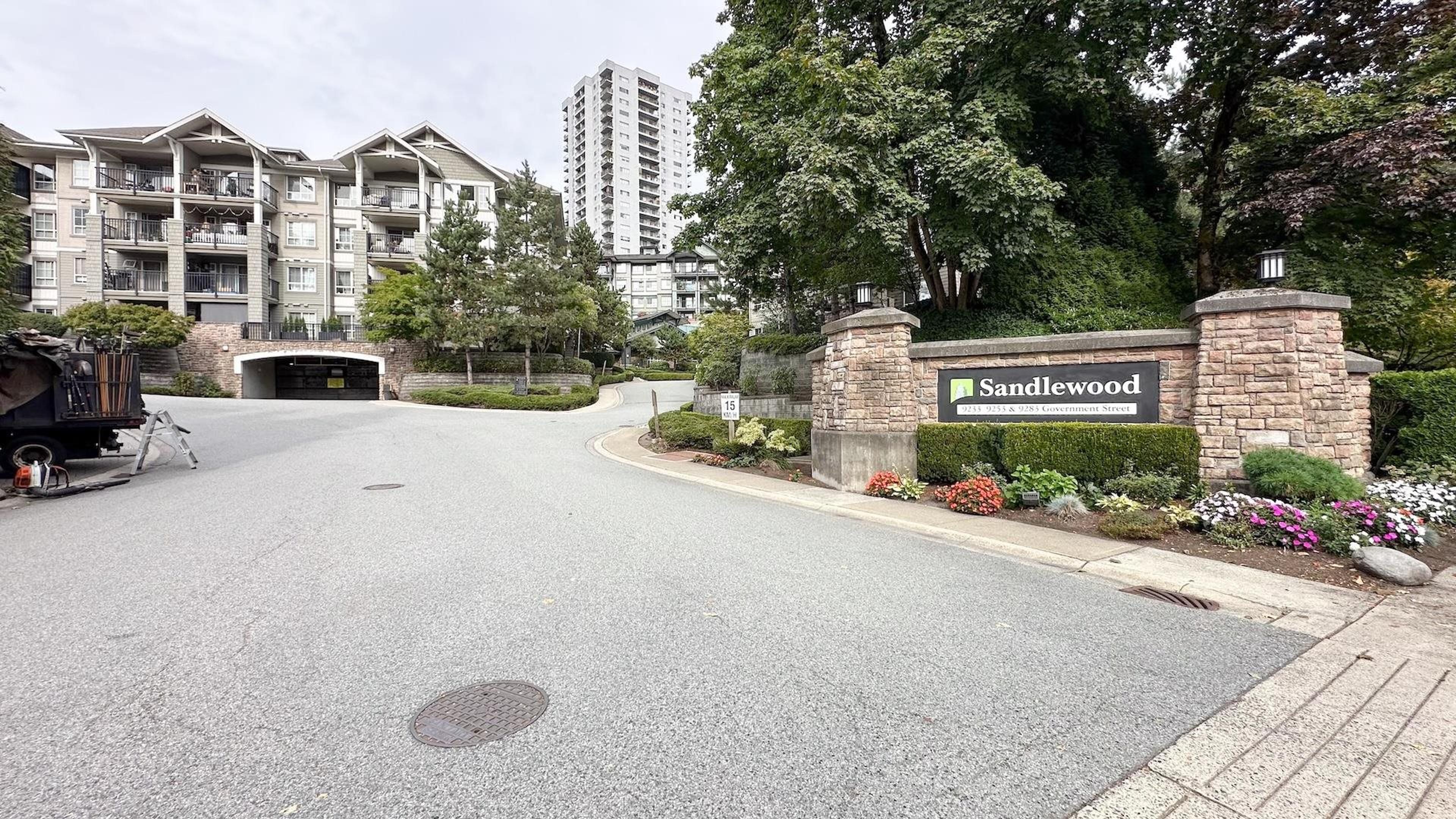 9283 Government Street, Burnaby - Exteriors - Full Complex View - Photo 2