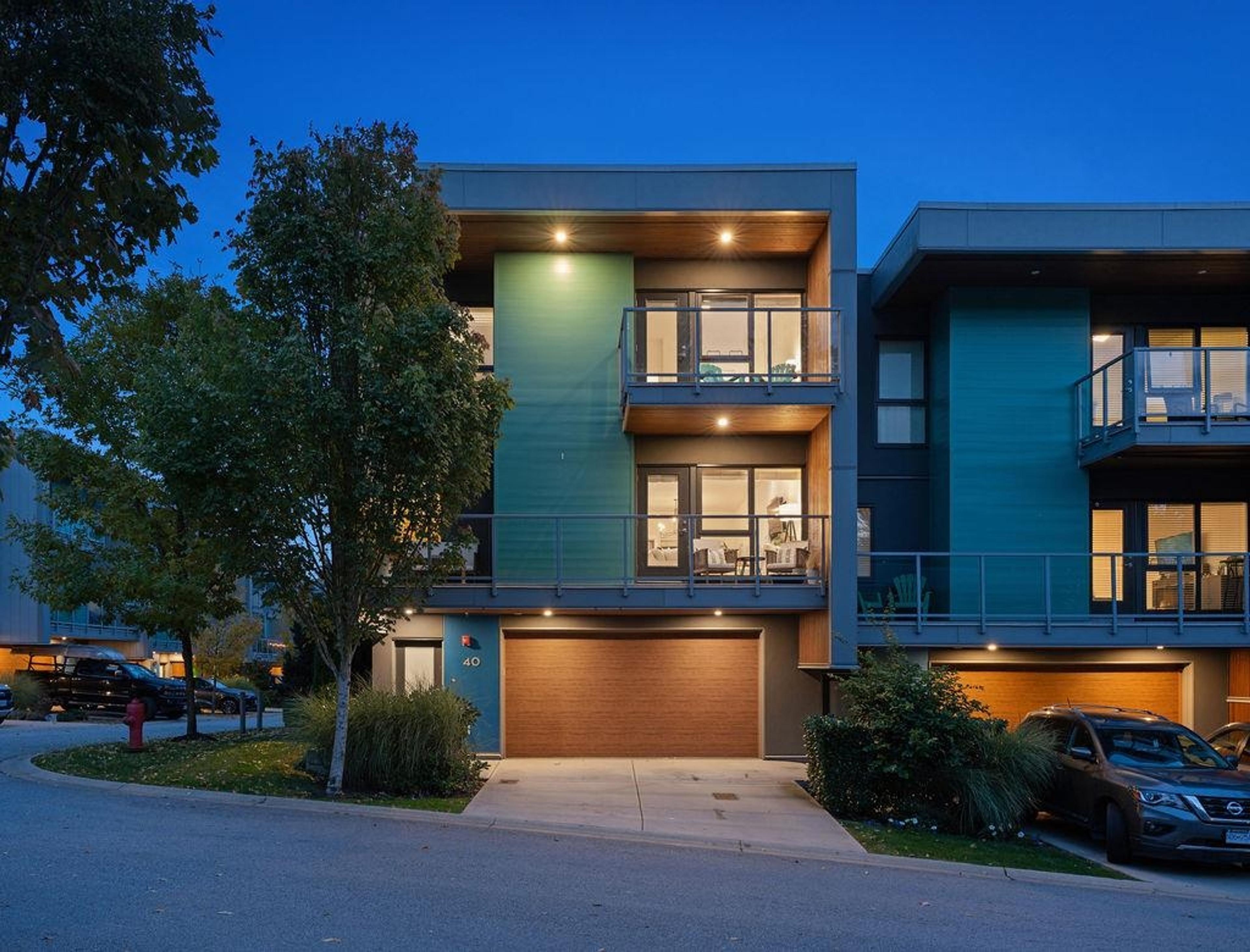 3596 Salal Drive, North Vancouver - Exteriors - Photo 5