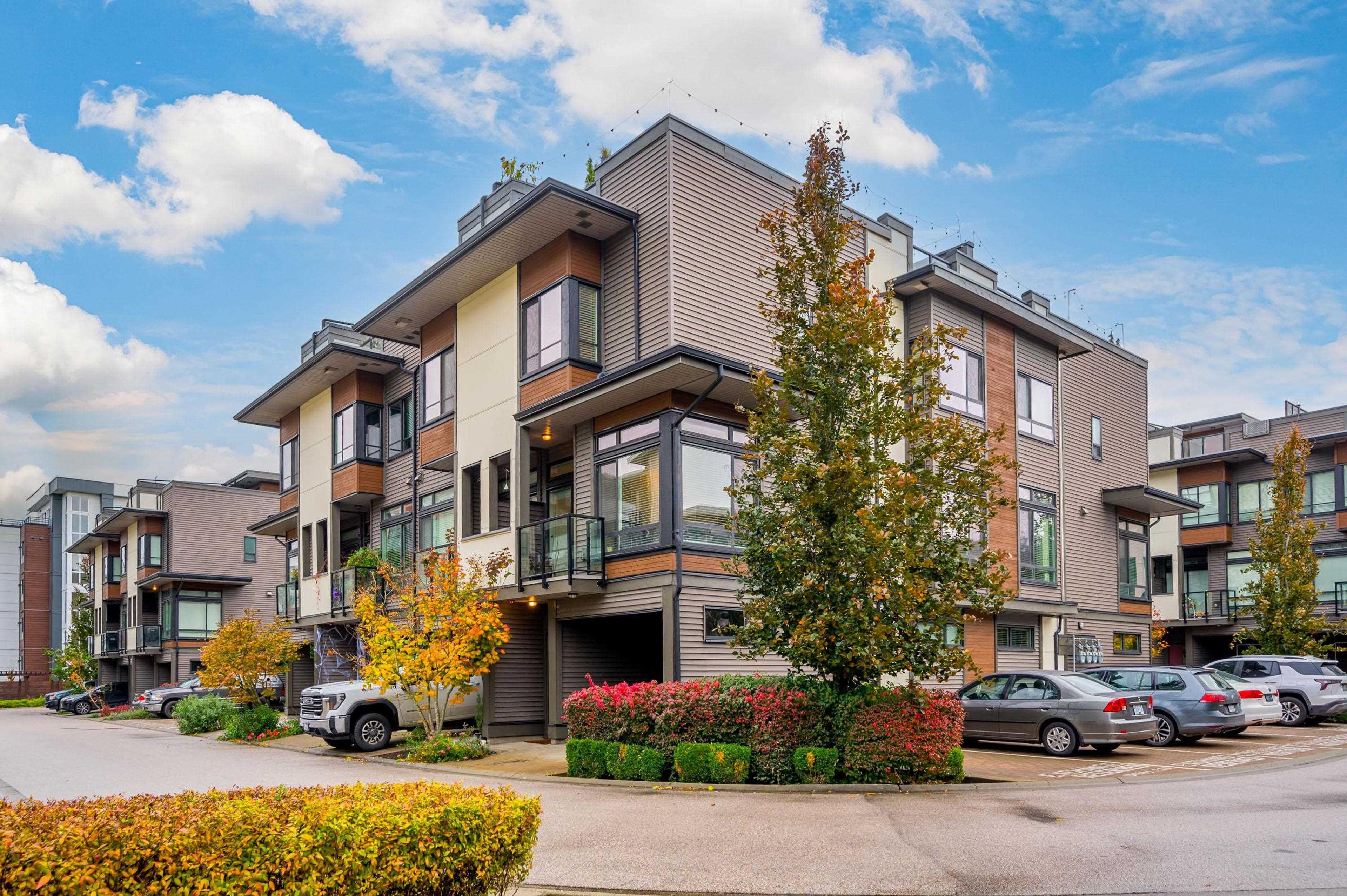 7811 209 Street, Langley - Exteriors - Full Complex View - Photo 1