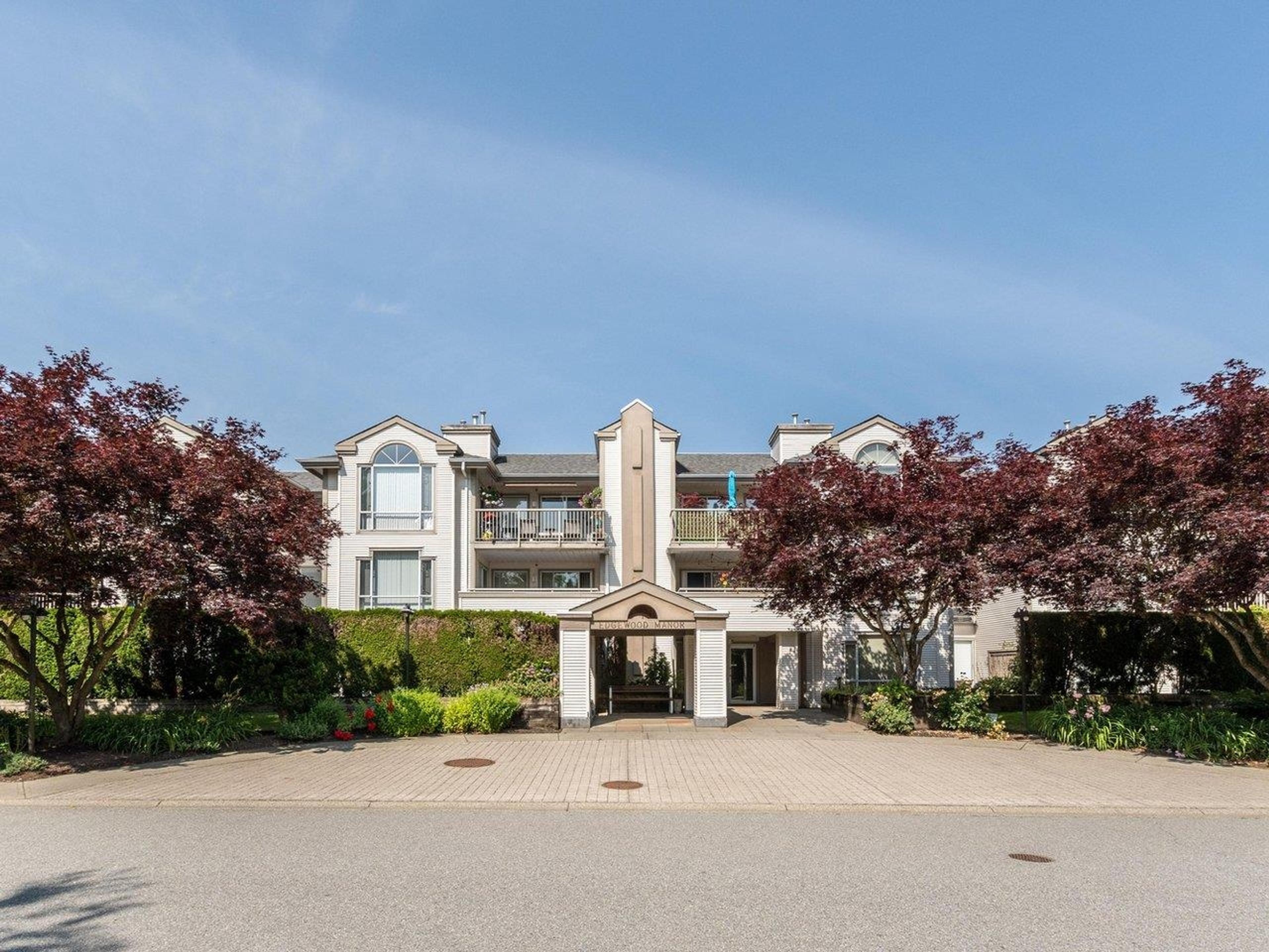 19122 122 Avenue, Pitt Meadows - Exteriors - Full Complex View - Photo 2