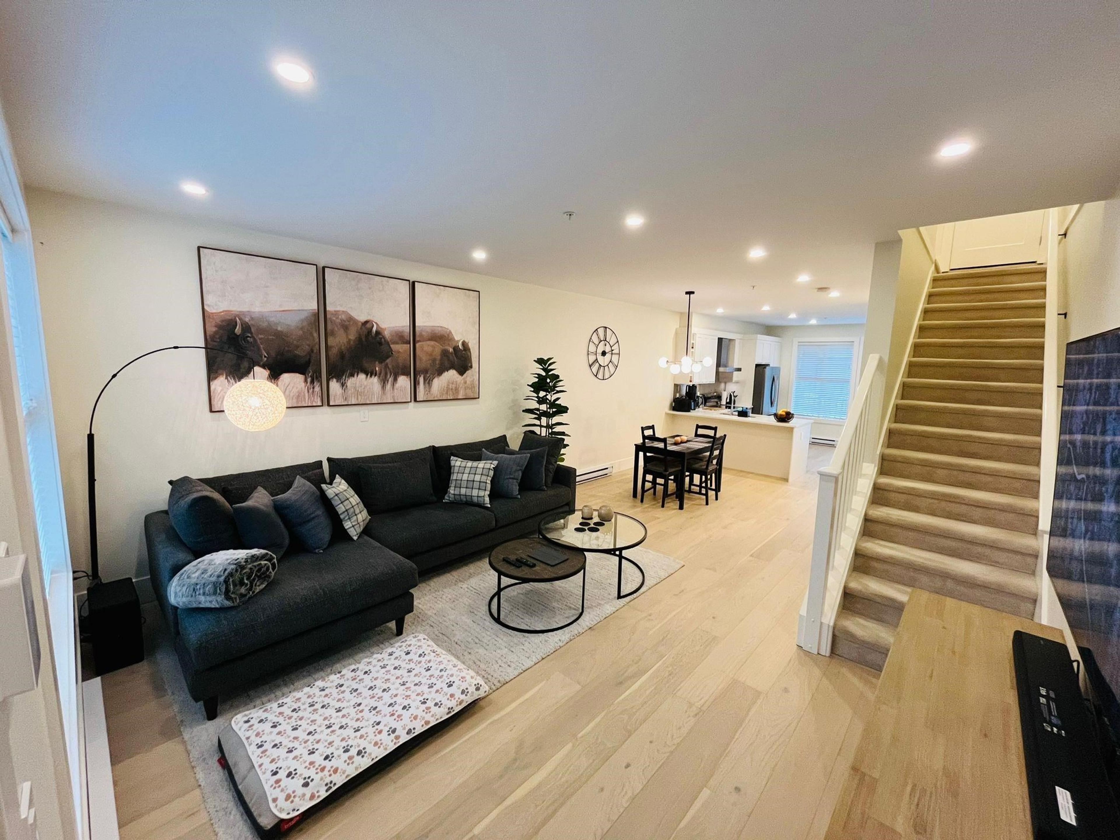 #41 13260 236 STREET - Image 2