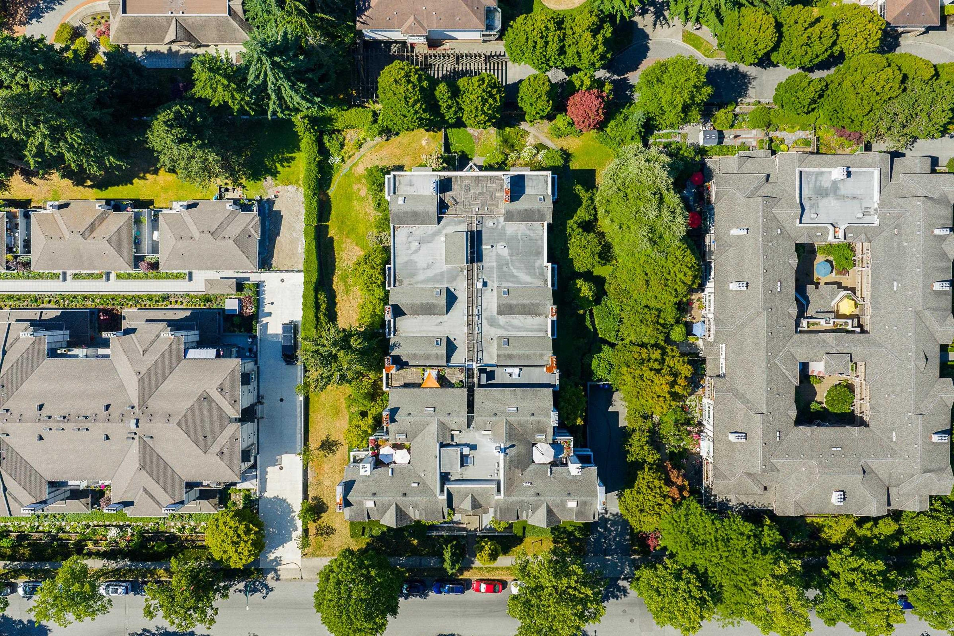 7465 Sandborne Avenue, Burnaby - Exteriors - Full Complex View, Drone/Aerial View - Photo 4