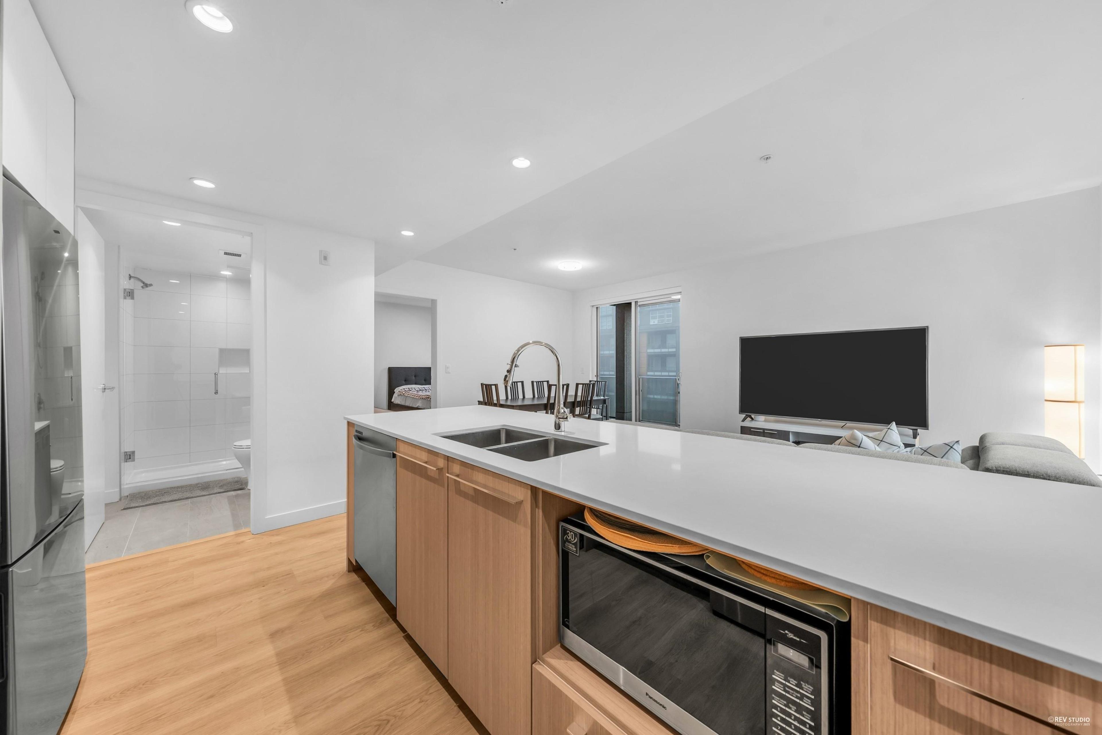 #403 9888 UNIVERSITY CRESCENT - Image 2