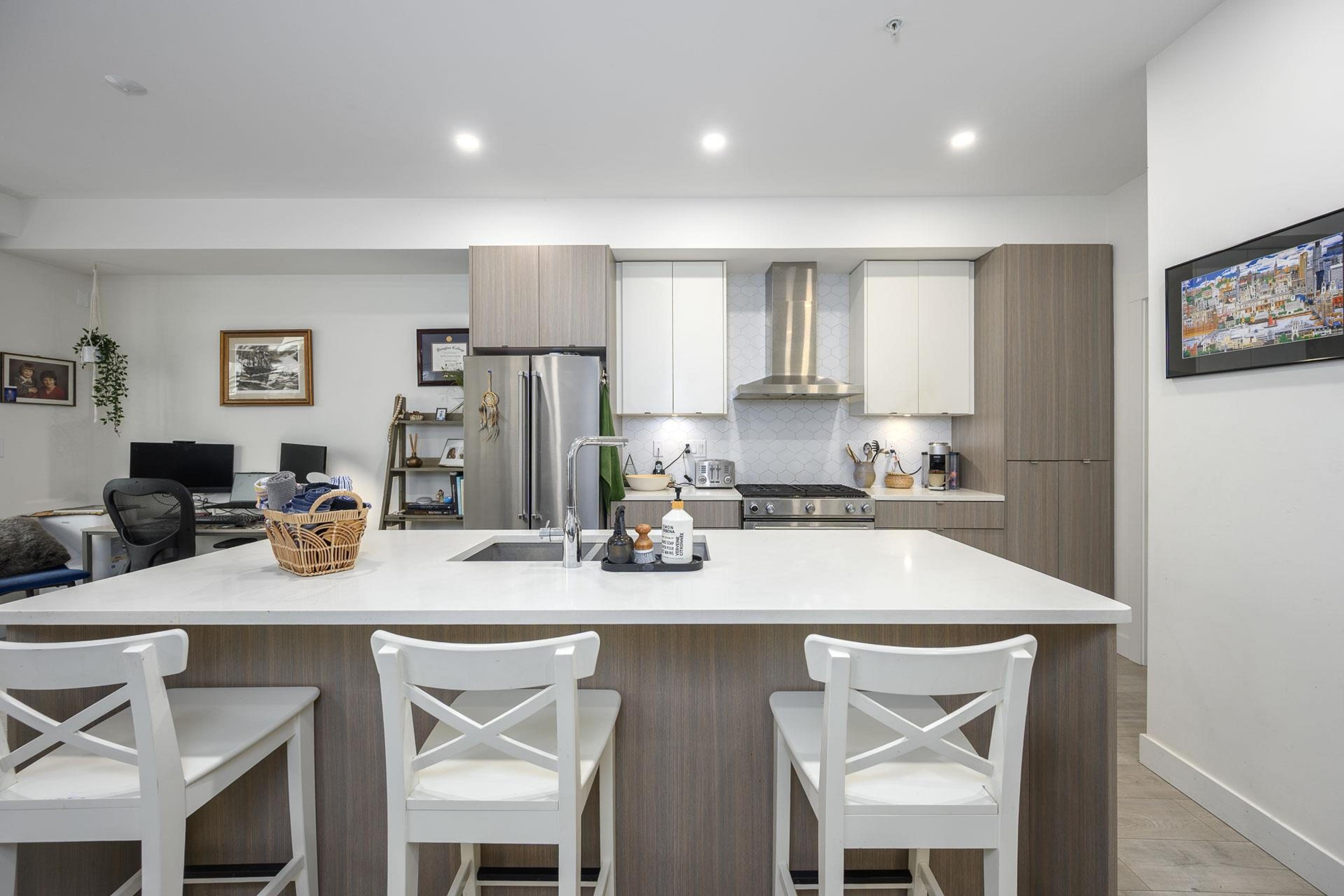 #51 7947 209 STREET - Image 3