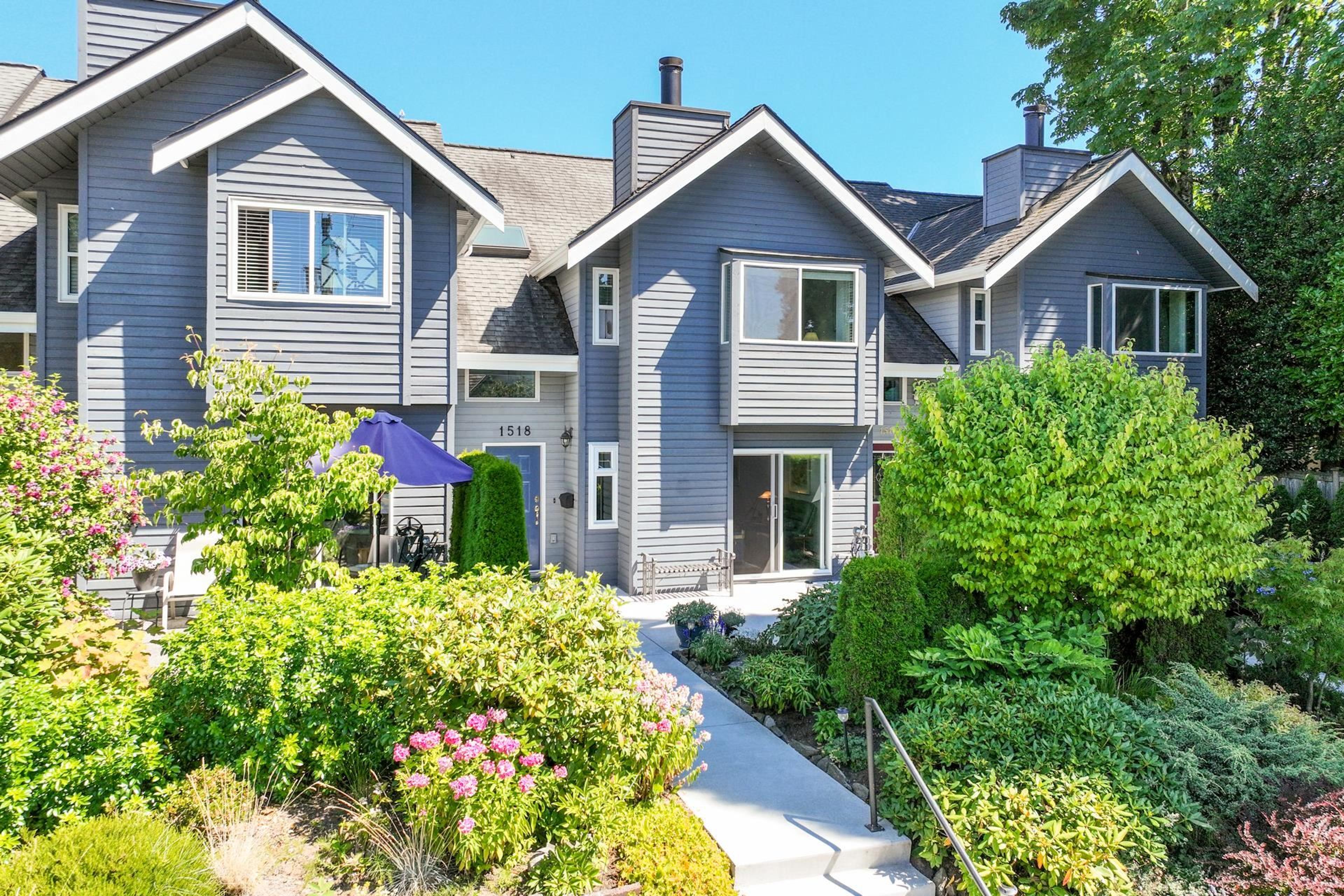 1518 Mahon Avenue, North Vancouver - Exteriors - Full Complex View - Photo 5