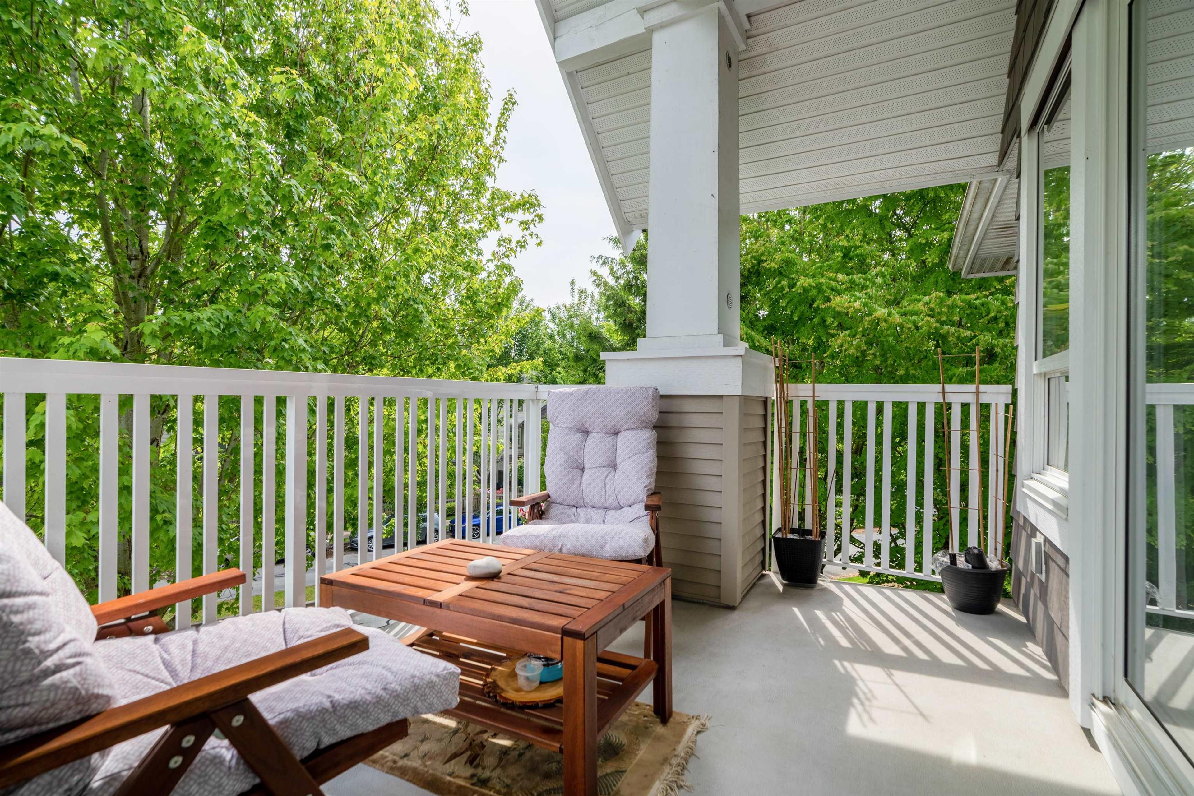 #305 20750 DUNCAN WAY - Main Image