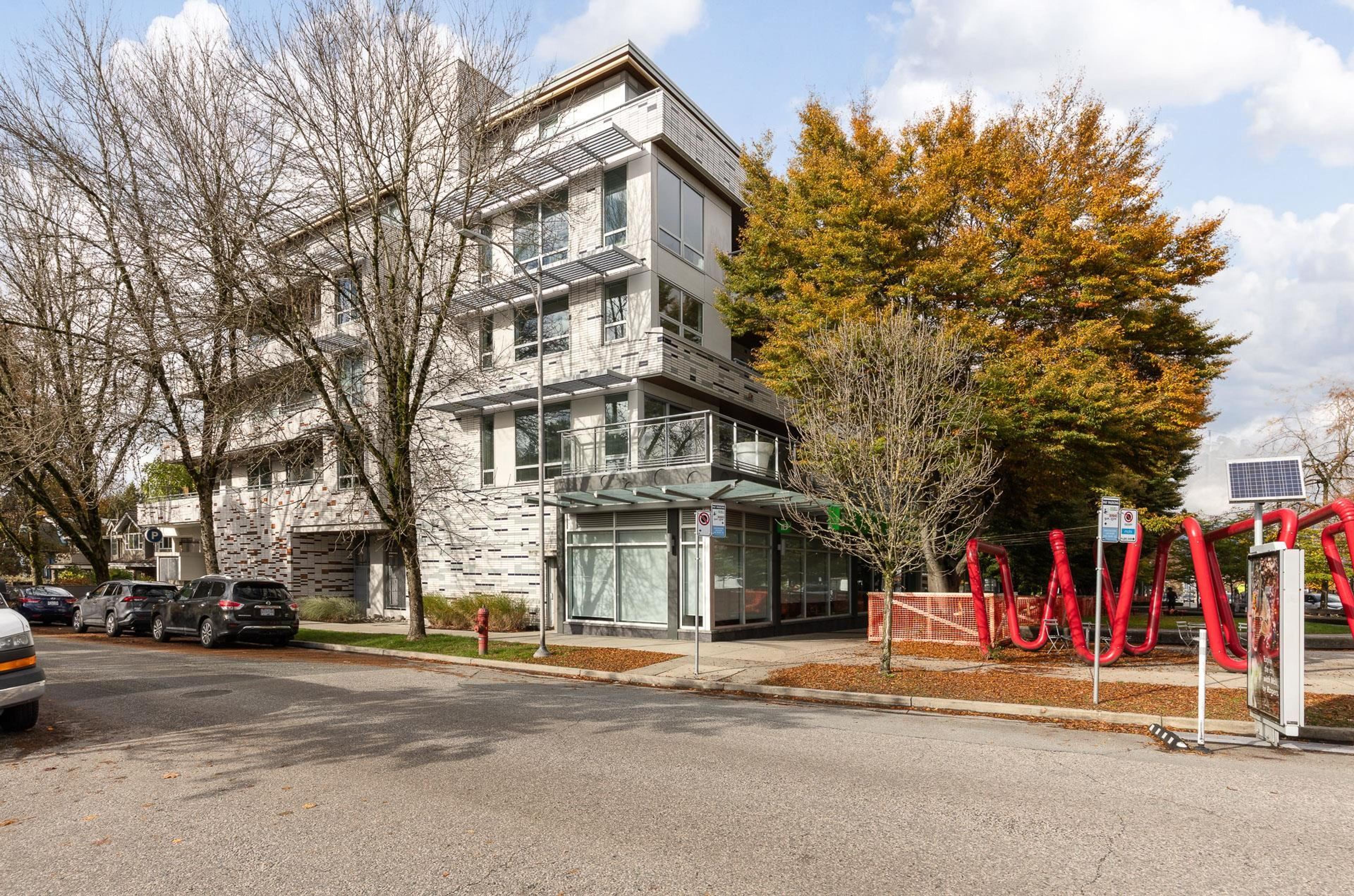 3333 Main Street, Vancouver - Exteriors - Photo 1