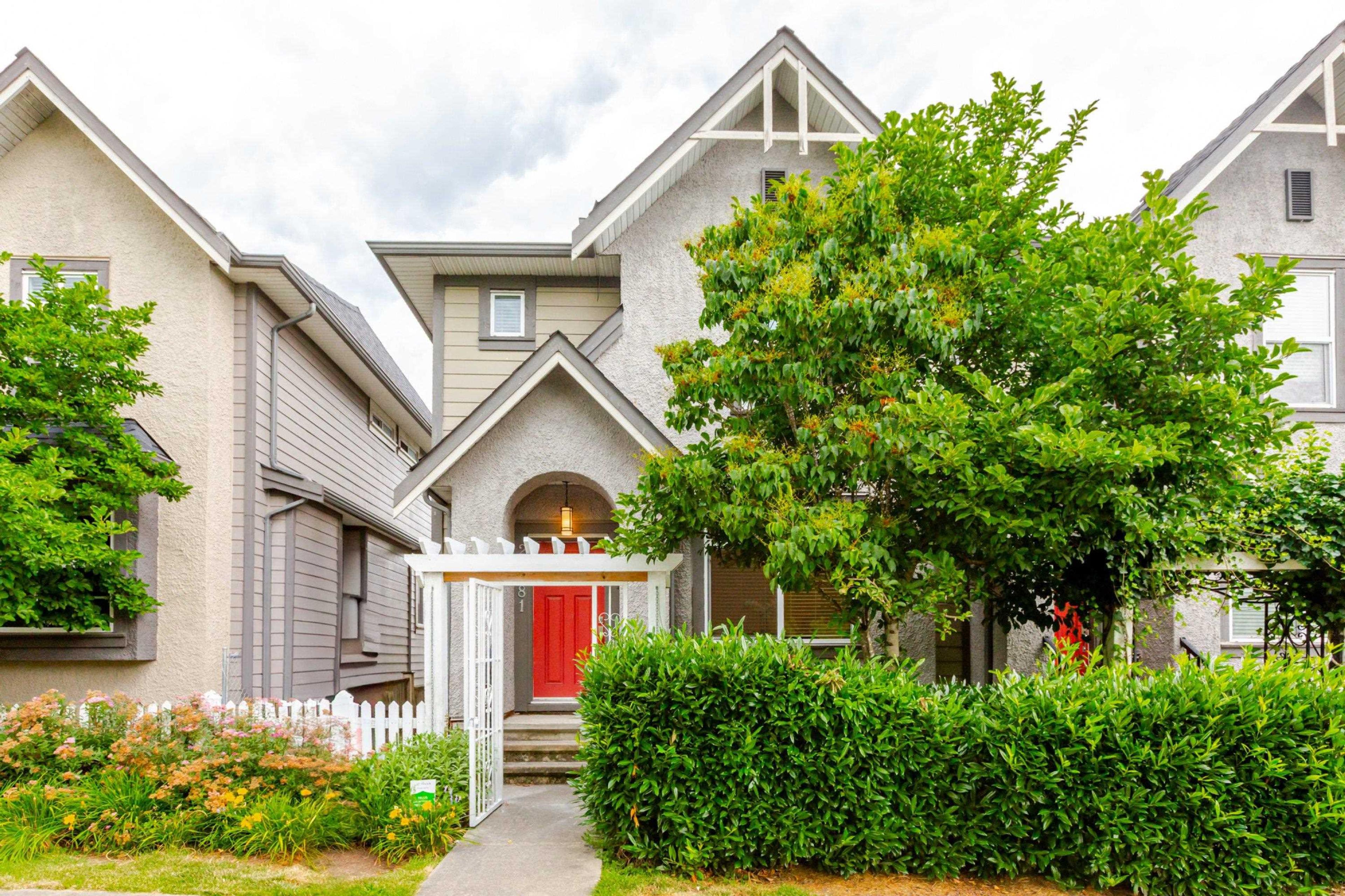 21081 80 AVENUE AVENUE - Main Image