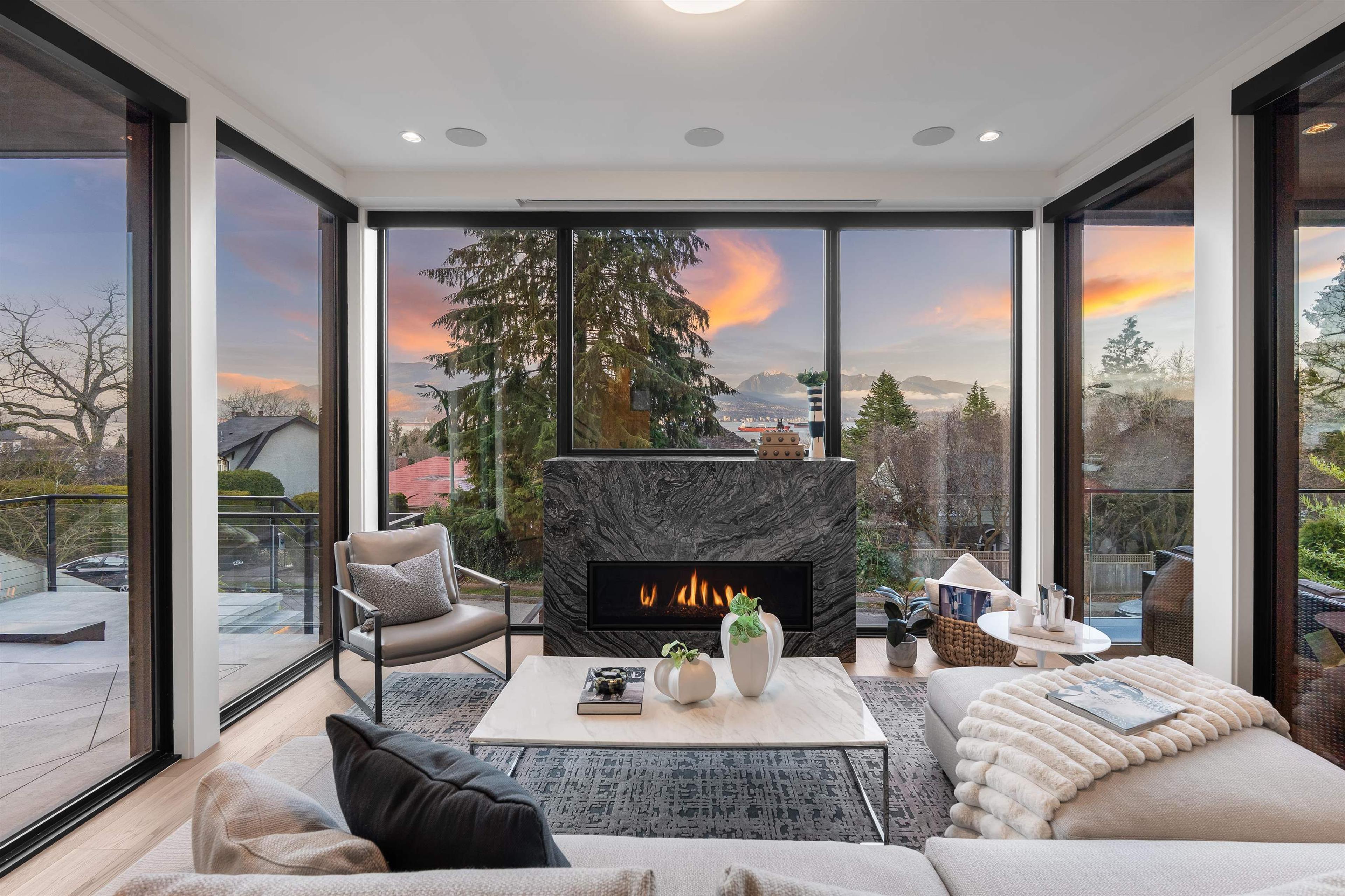 4346 LOCARNO CRESCENT - Image 3