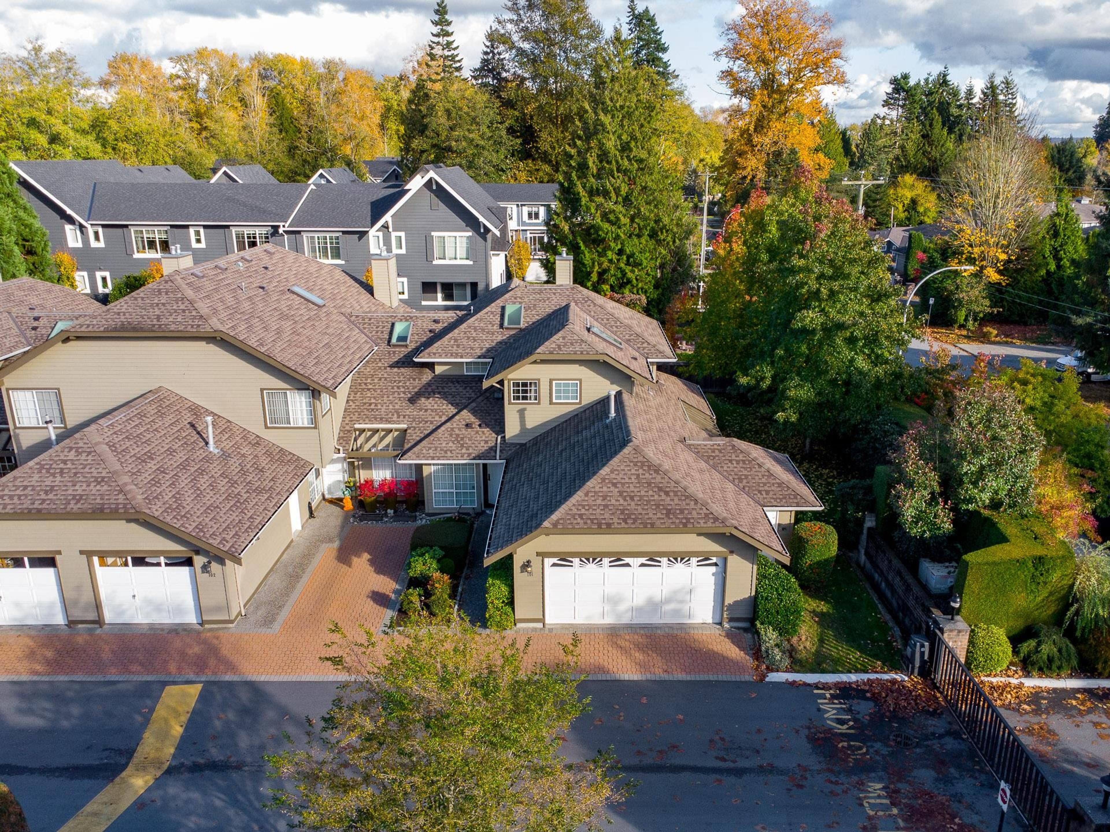 16275 15 Avenue, Surrey - Exteriors - Full Complex View, Drone/Aerial View - Photo 3