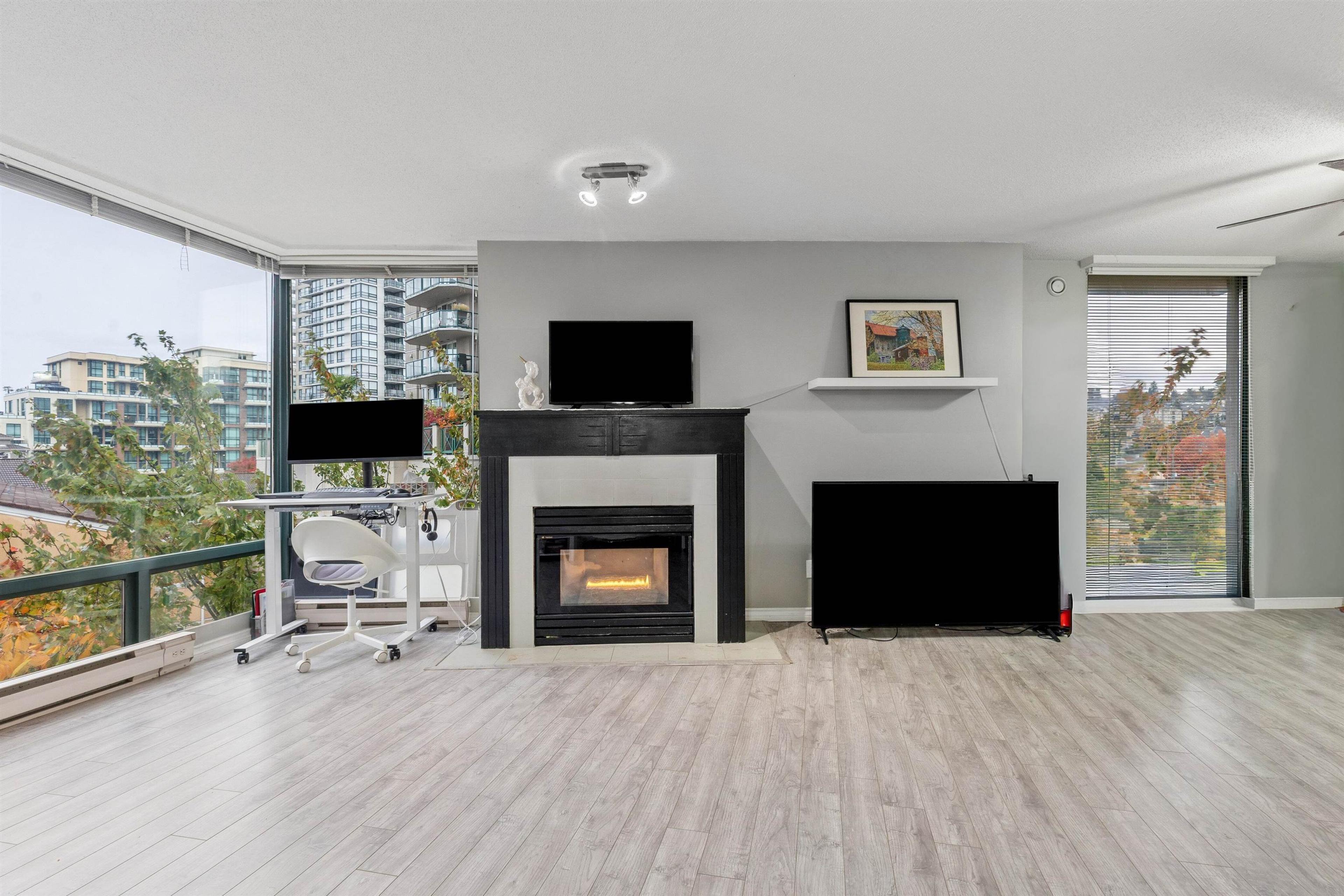 #507 8 LAGUNA COURT - Image 3