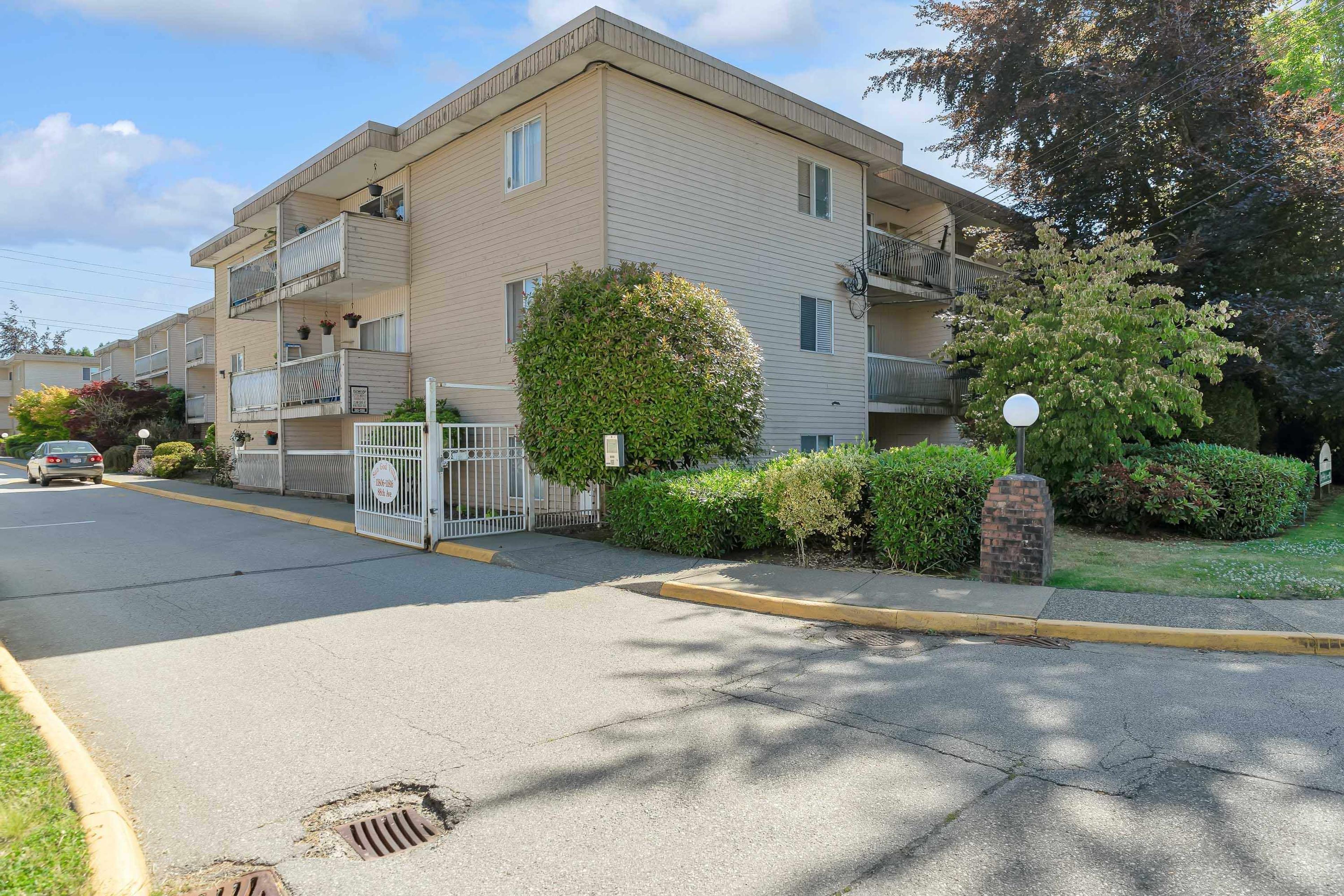 11816 88th Avenue, Delta - Exteriors - Photo 1