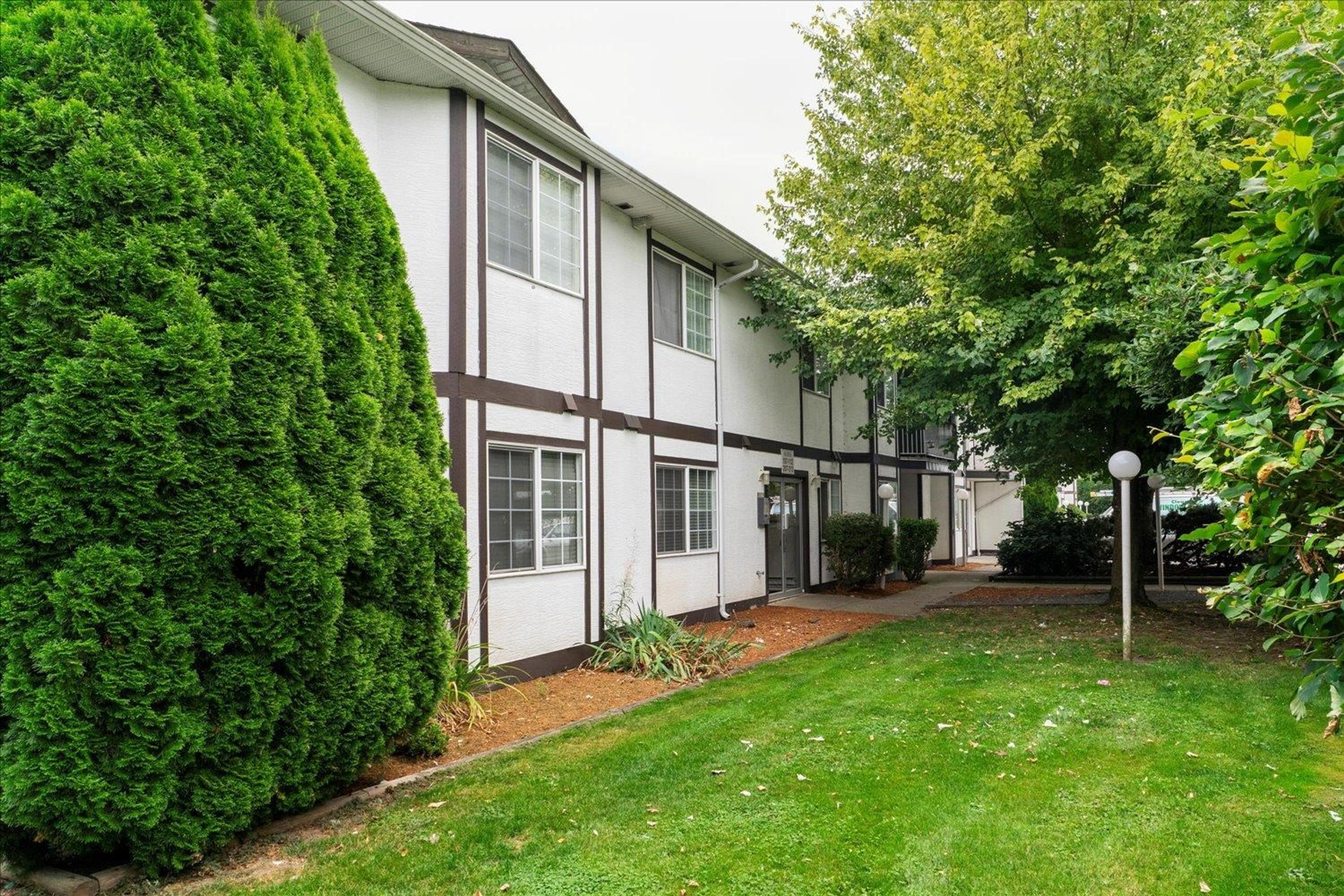 #207 45669 MCINTOSH DRIVE - Image 2