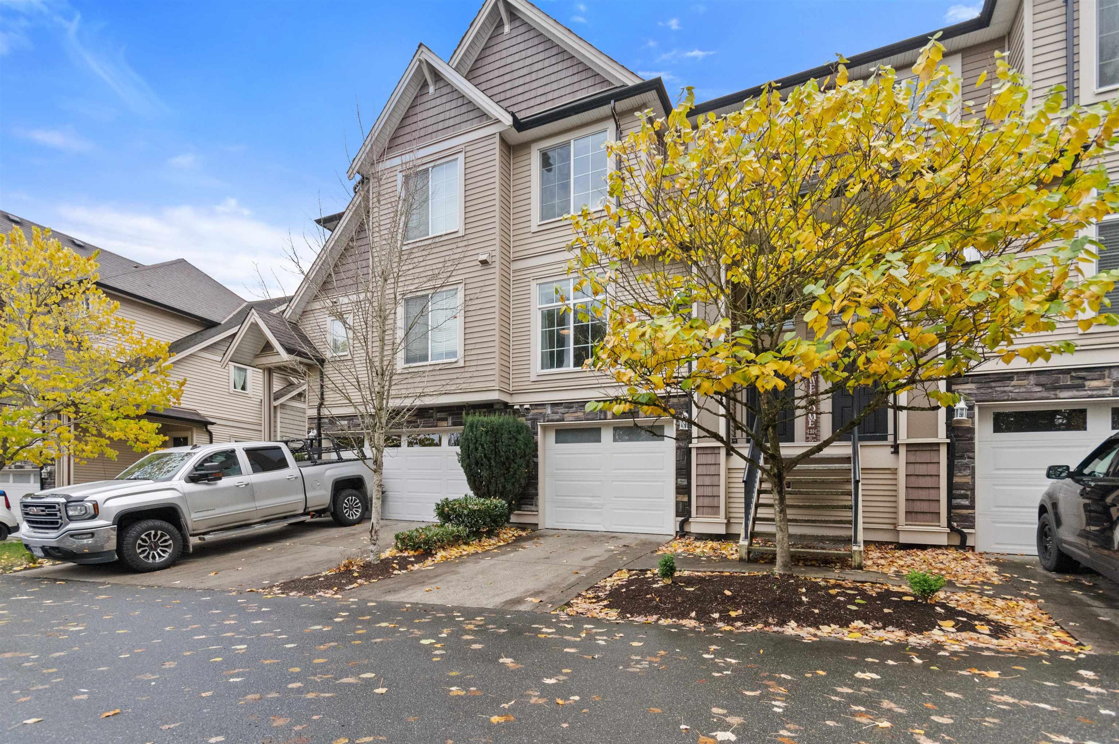 #18 46832 HUDSON ROAD - Main Image