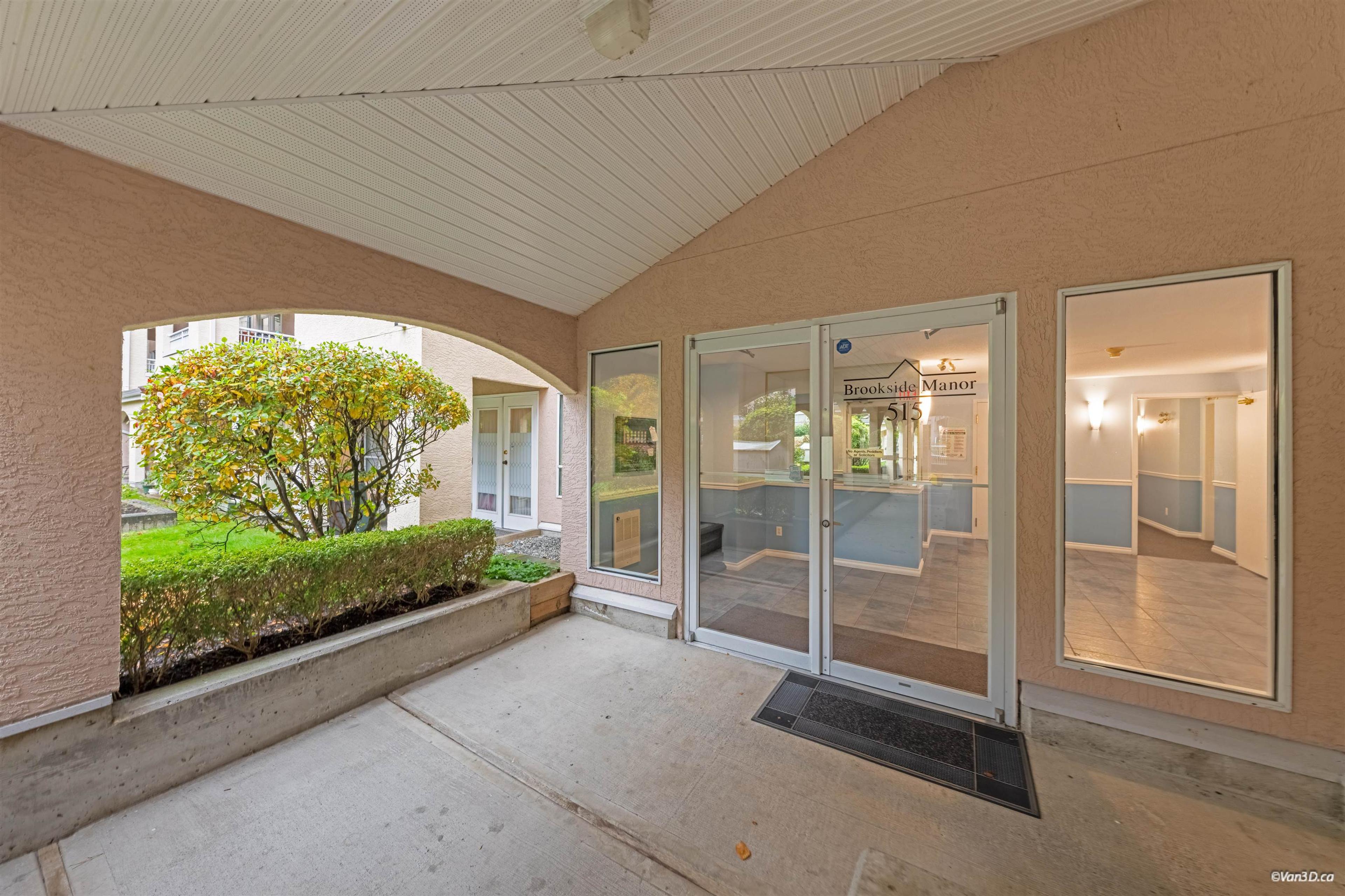 515 Whiting Way, Coquitlam - Exteriors - Photo 3