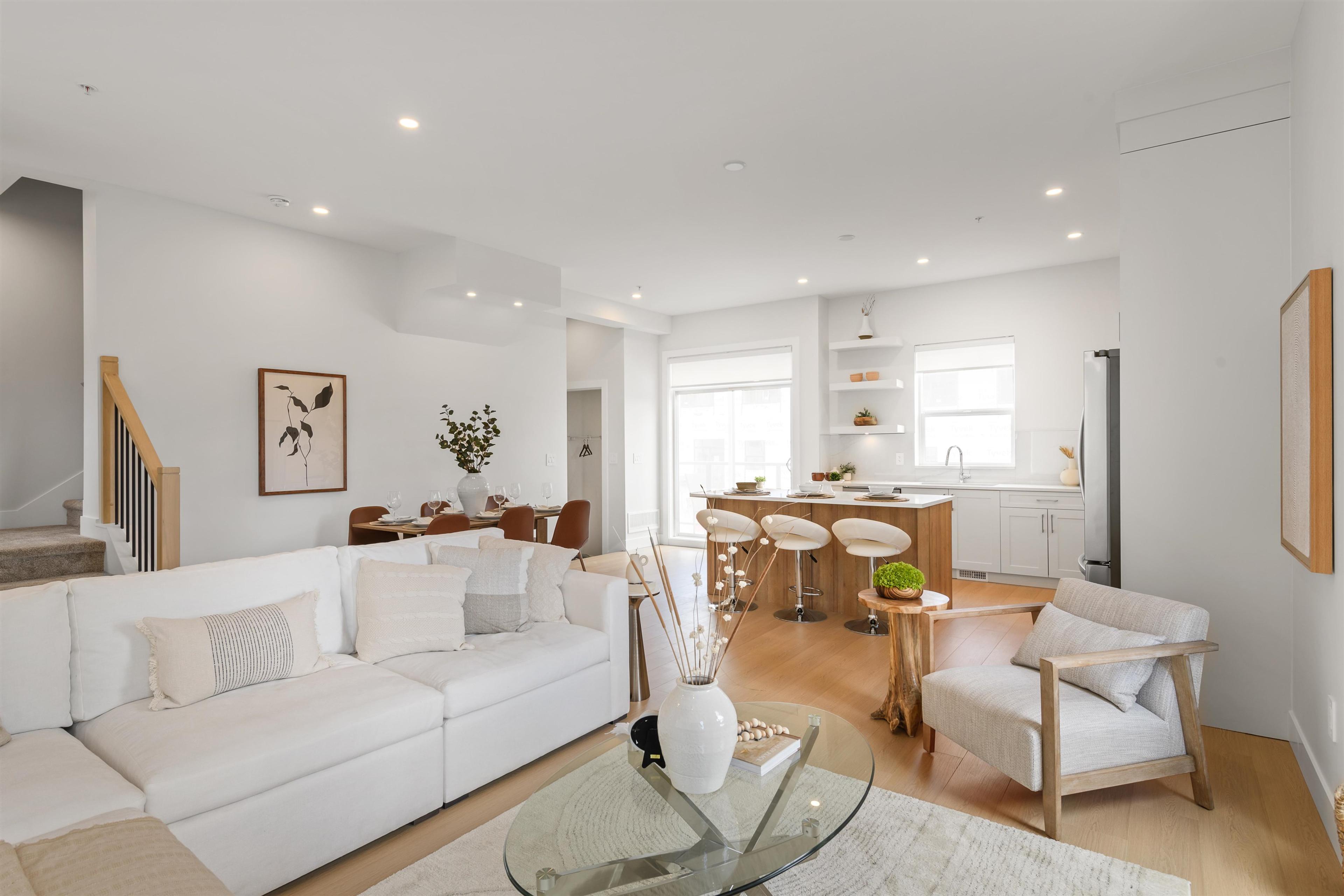 #6 20645 68 AVENUE - Image 3