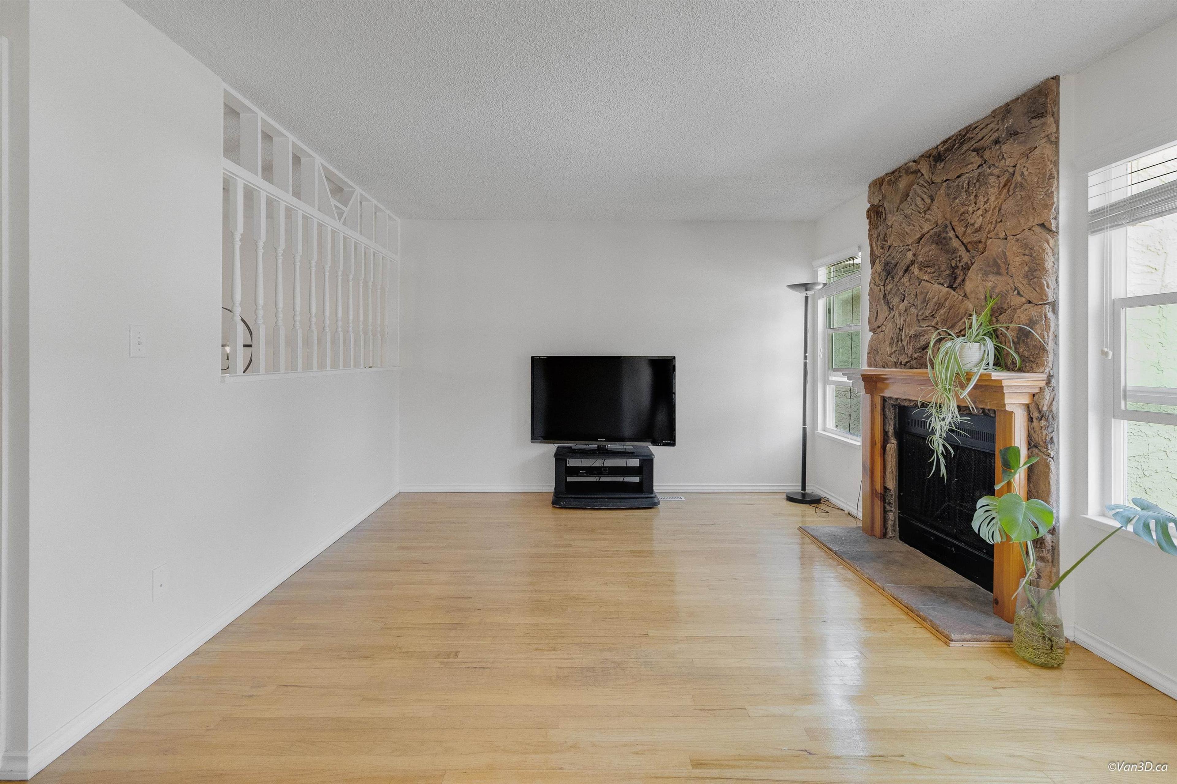 3184 SECHELT DRIVE - Image 3