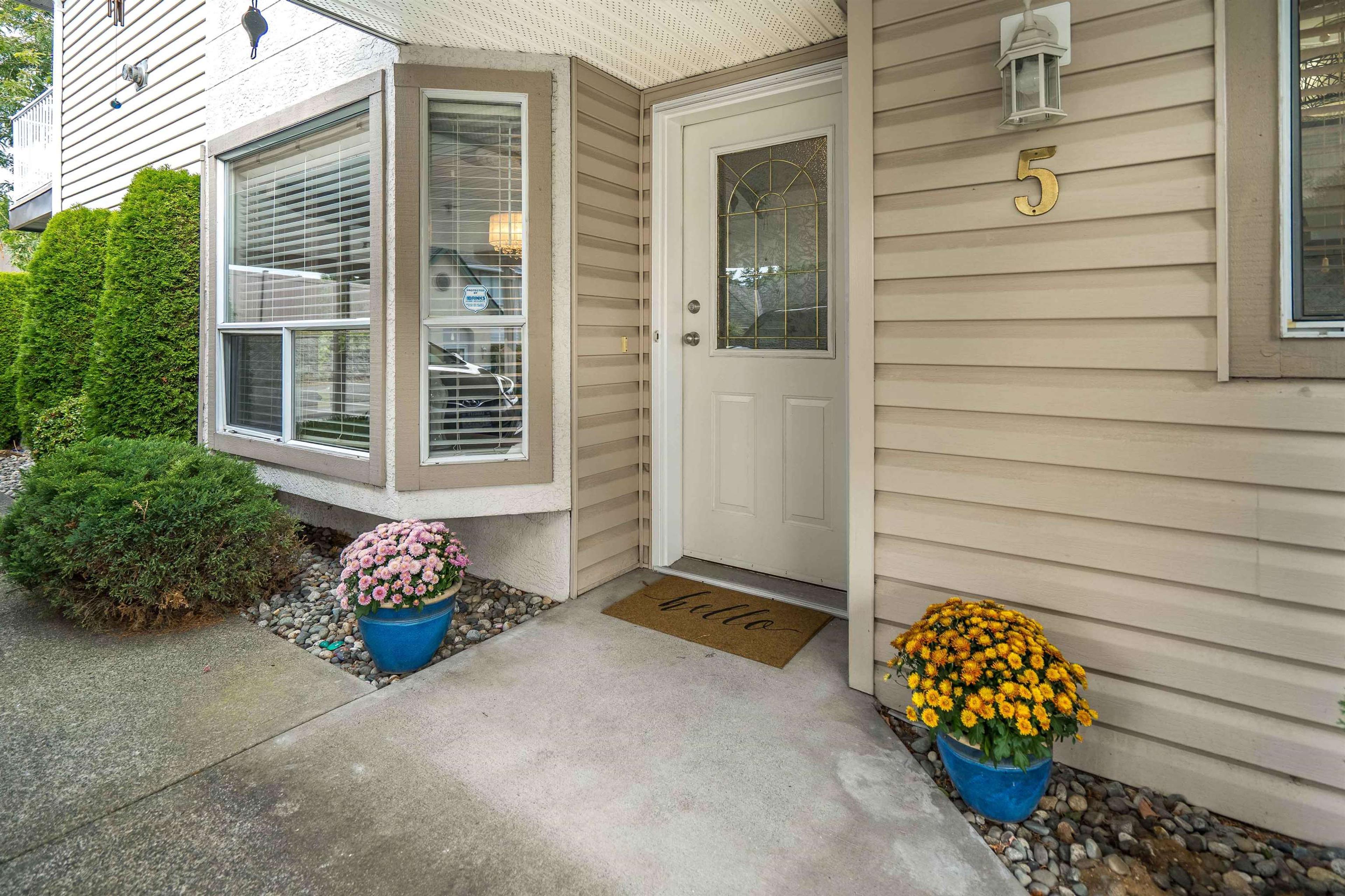 3380 Gladwin Road, Abbotsford - Exteriors - Photo 5