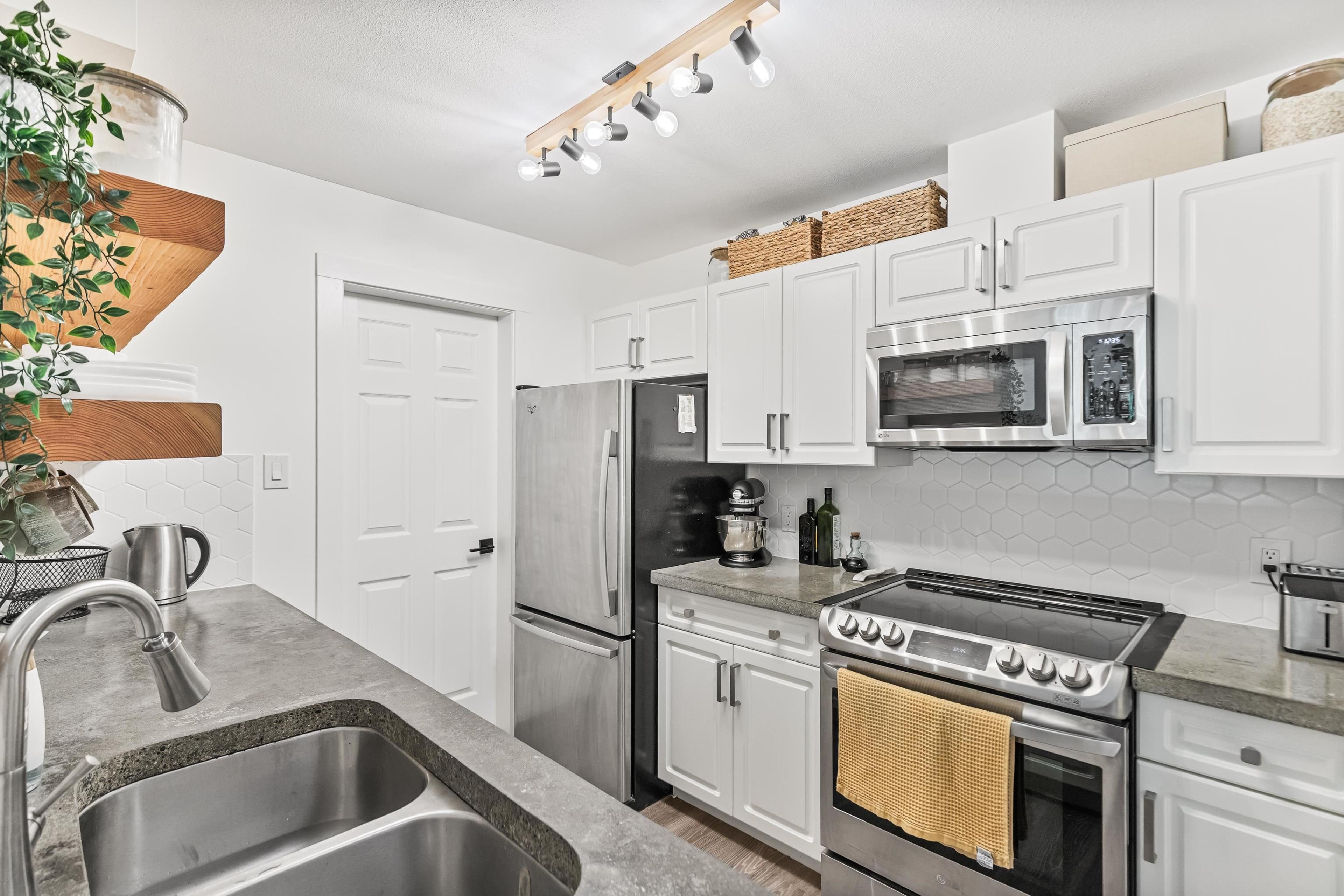 #404 12206 224 STREET - Image 3