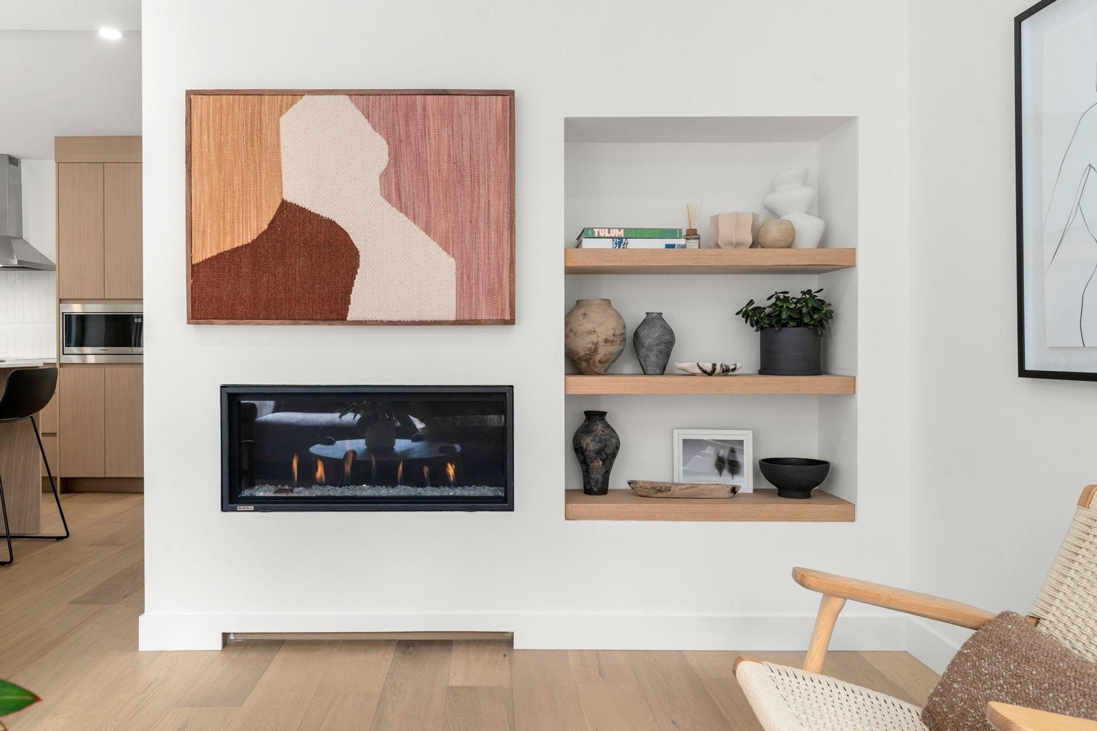 #18 901 W 17TH STREET - Main Image