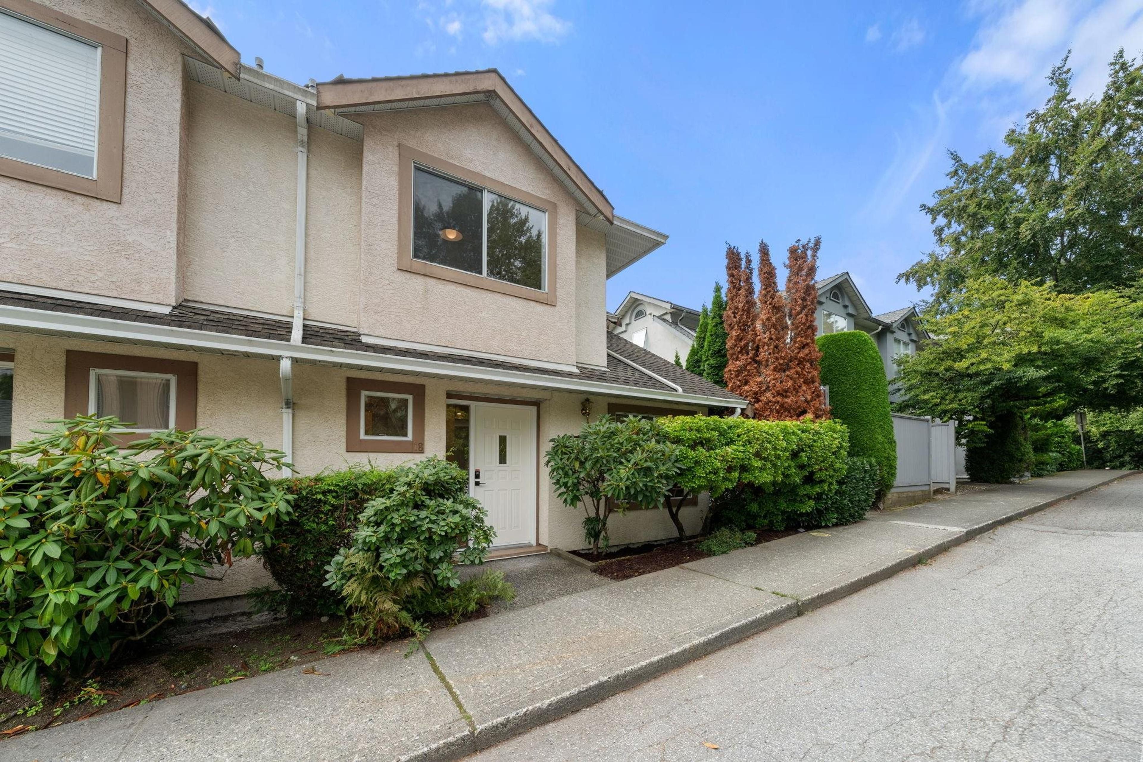 901 W 17th Street, North Vancouver - Exteriors - Photo 1