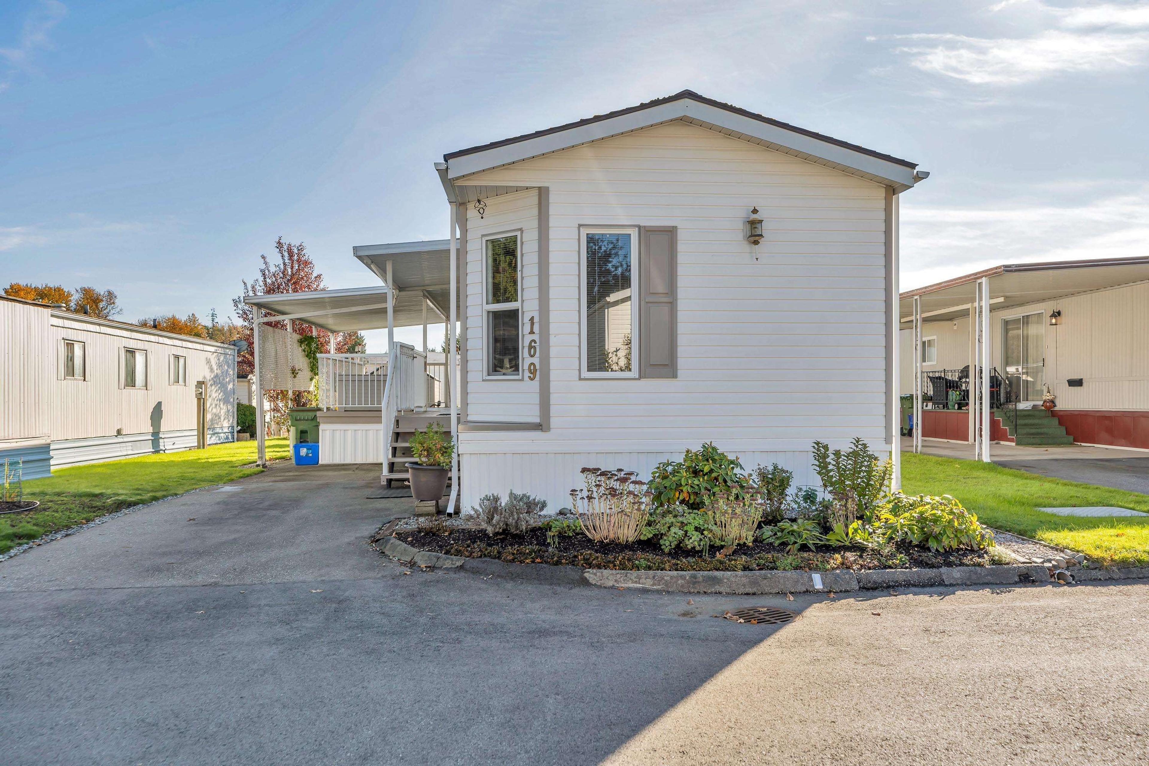 #169 1840 160 STREET - Image 2