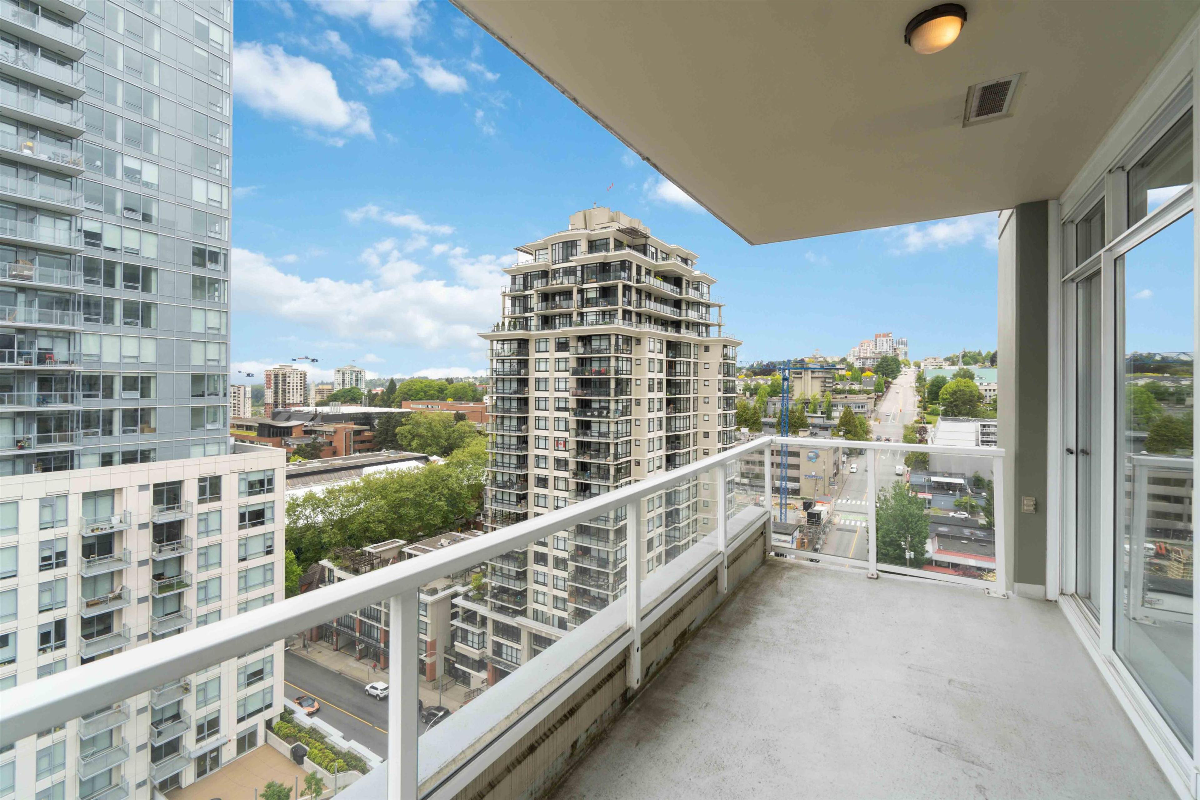 #1904 39 SIXTH STREET - Image 2