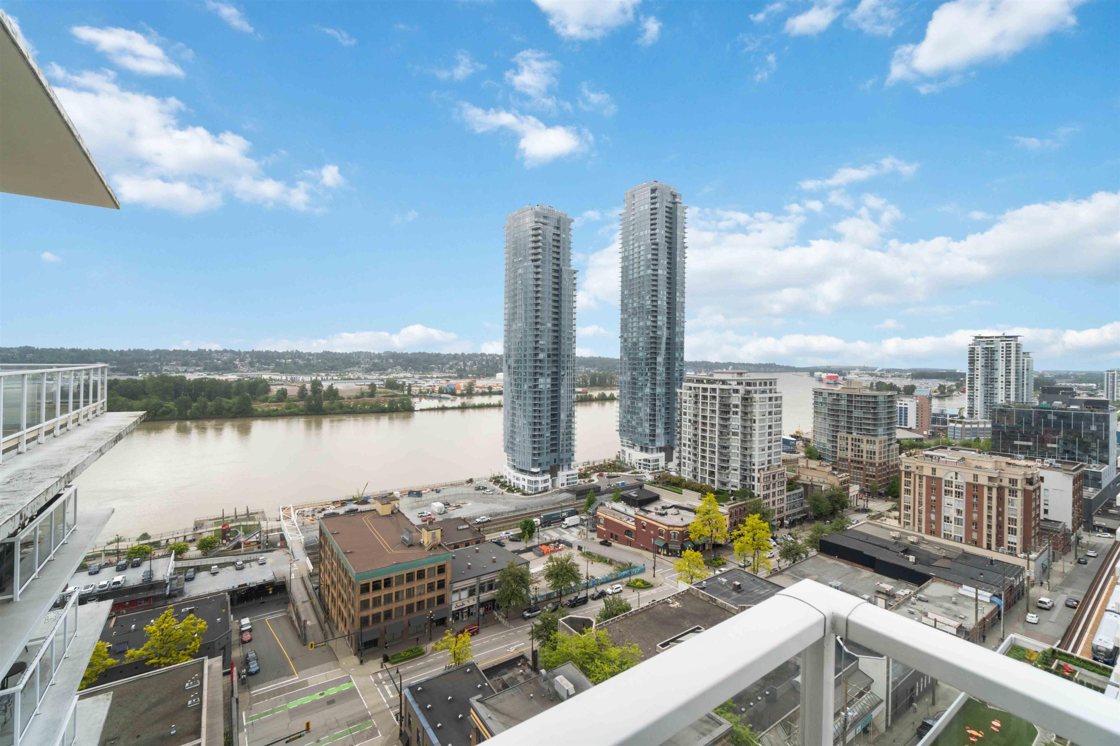 #1904 39 SIXTH STREET - Image 3