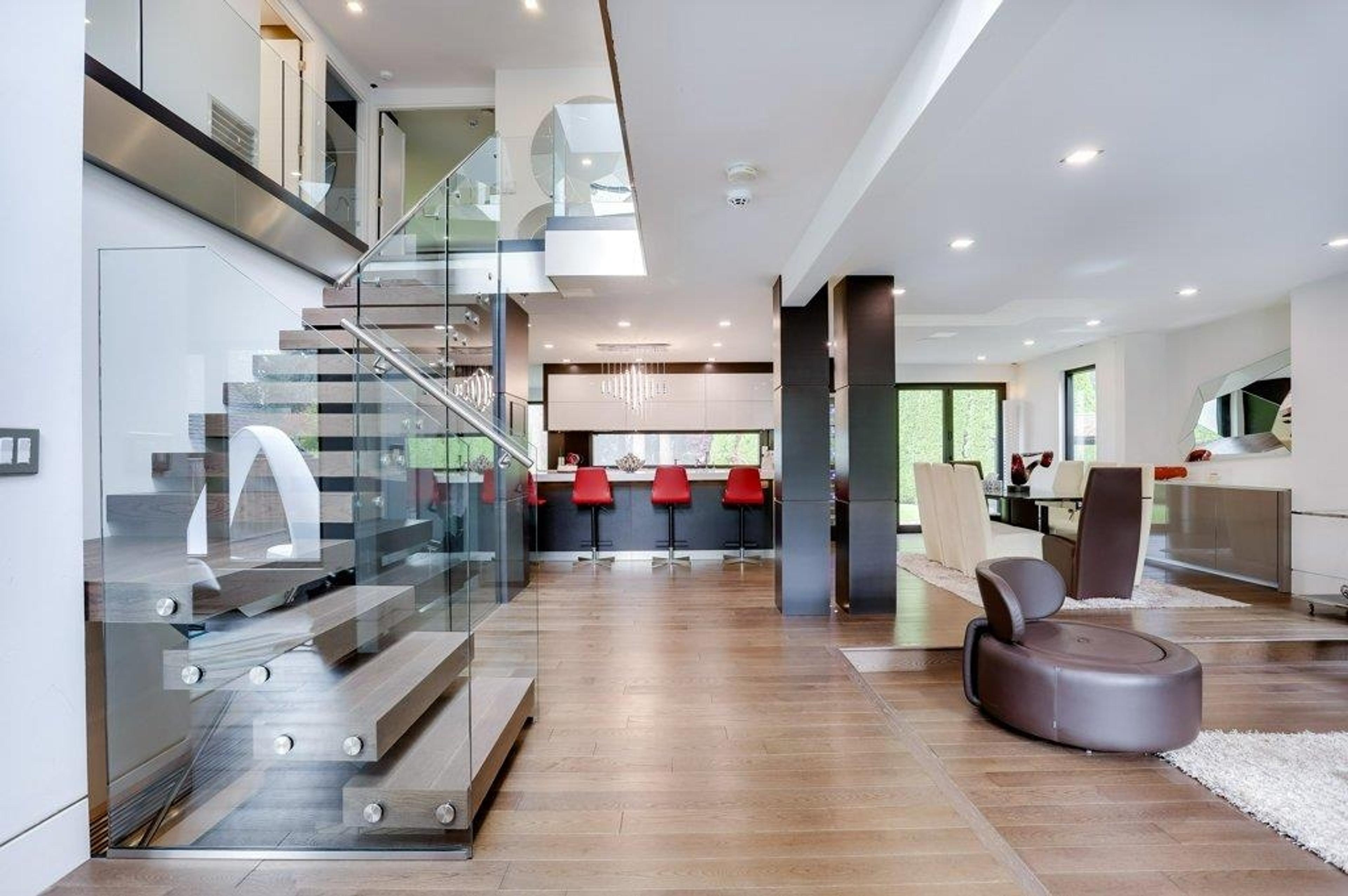 4577 CAPILANO ROAD - Image 2