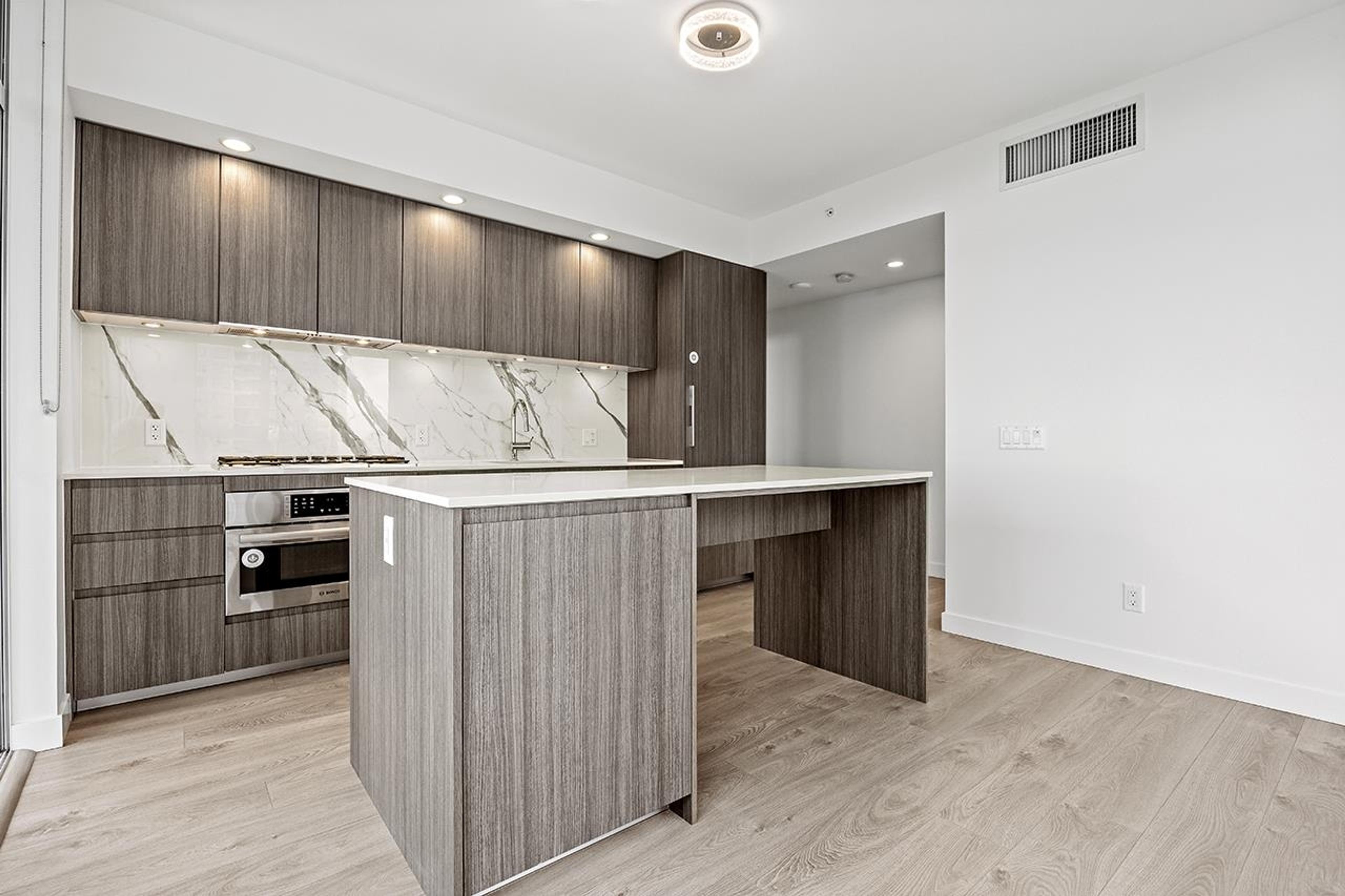 #1902 6463 SILVER AVENUE - Image 3