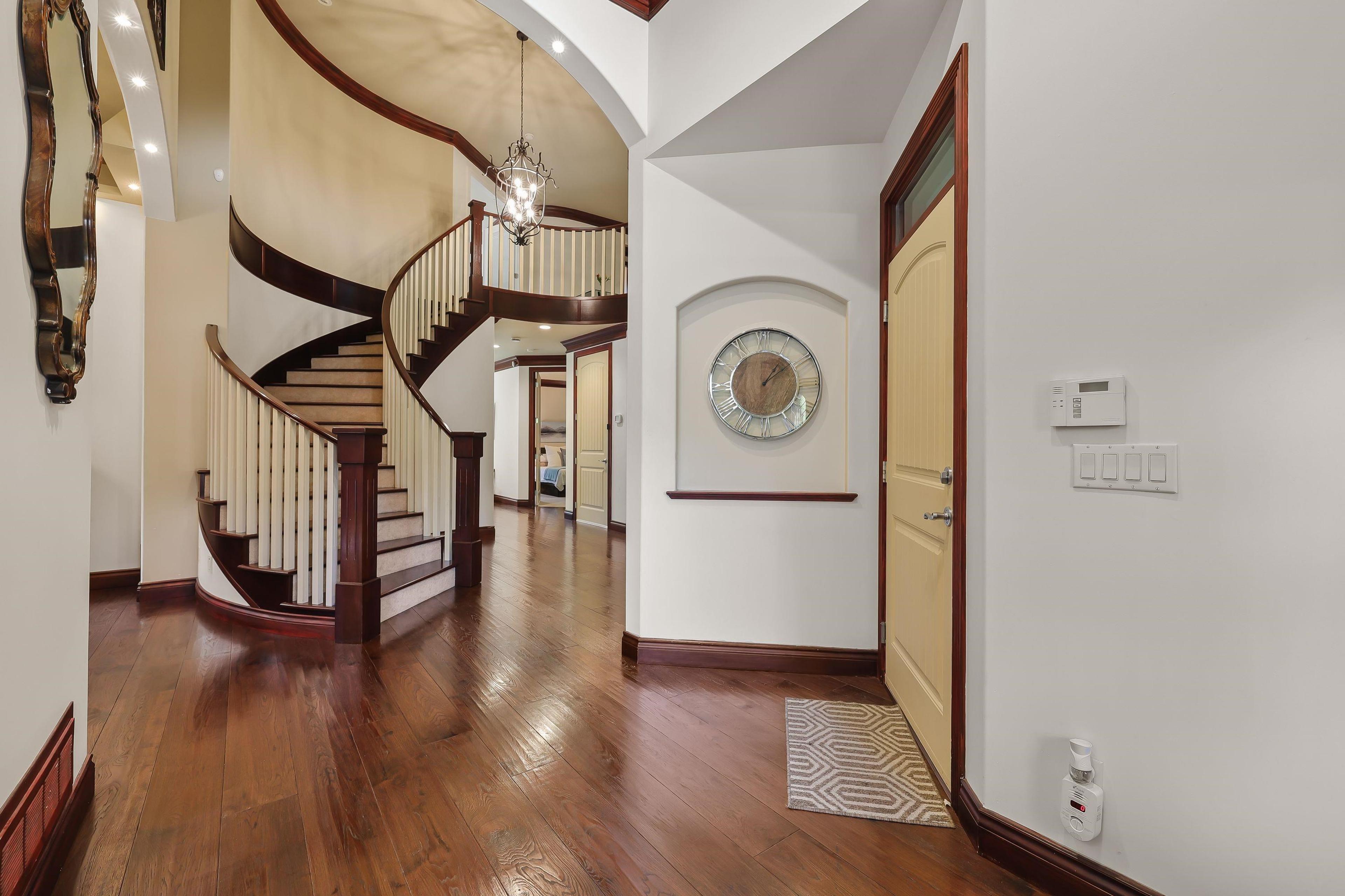 19695 71 AVENUE - Image 3