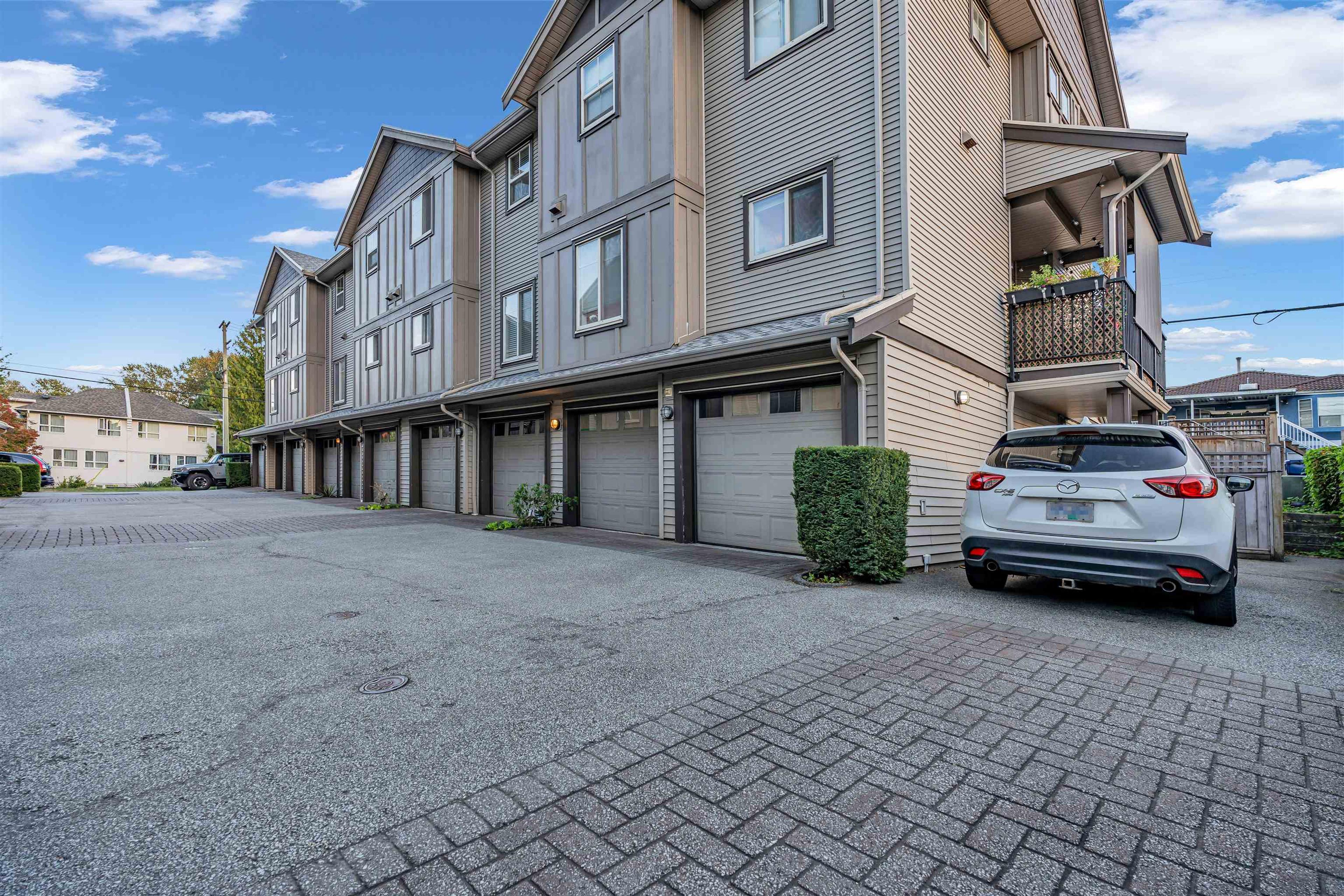 3139 Smith Avenue, Burnaby - Exteriors - Full Complex View - Photo 9