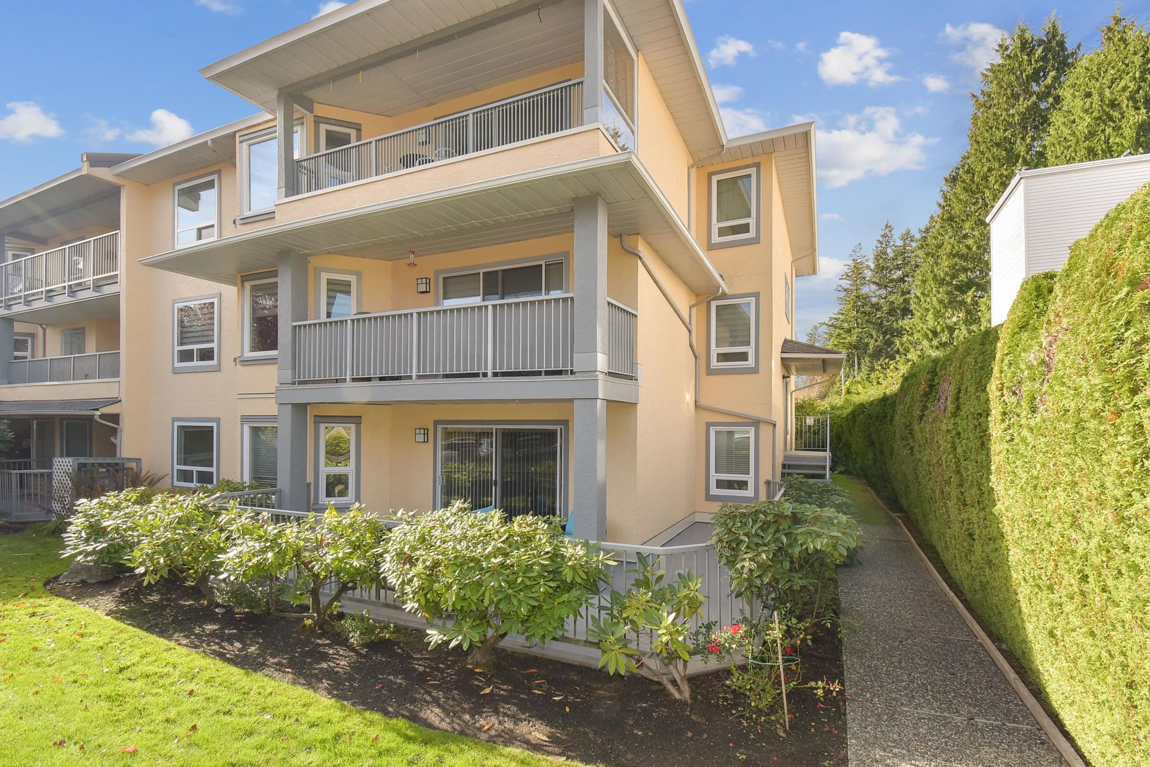 1459 Blackwood Street, White Rock - Exteriors - Photo 1