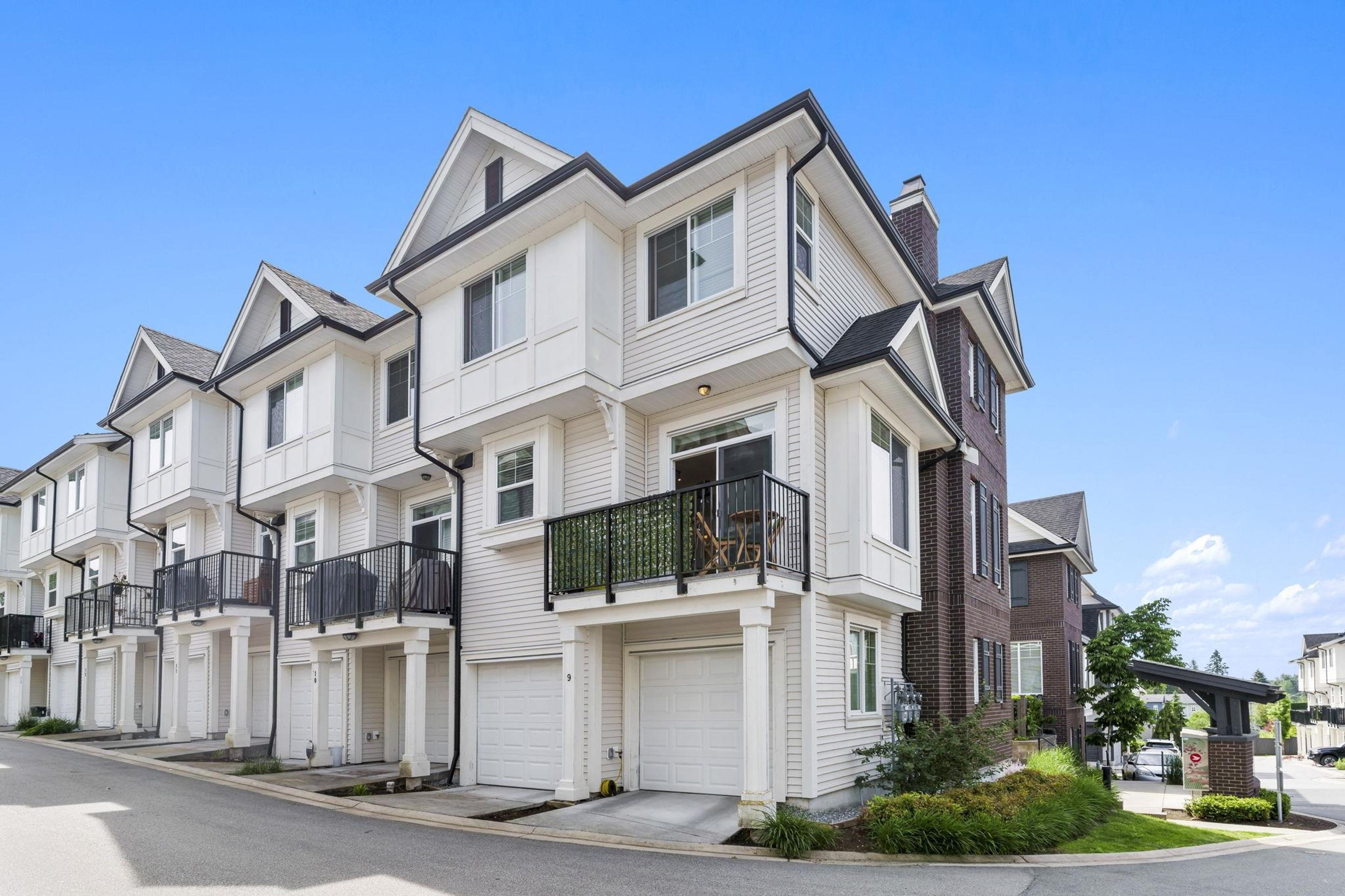 11272 240th Street, Maple Ridge - Exteriors - Full Complex View - Photo 2