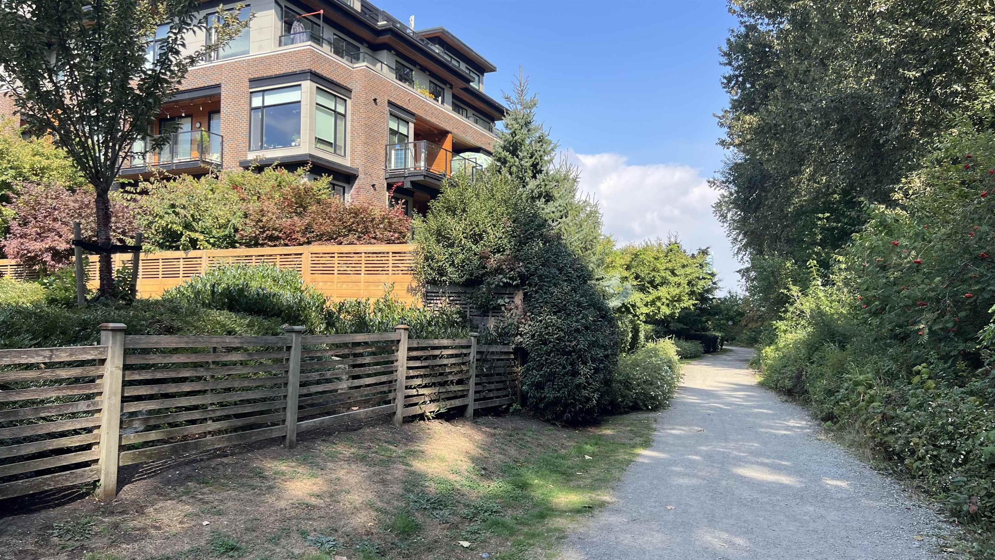 #401 300 SALTER STREET - Image 2