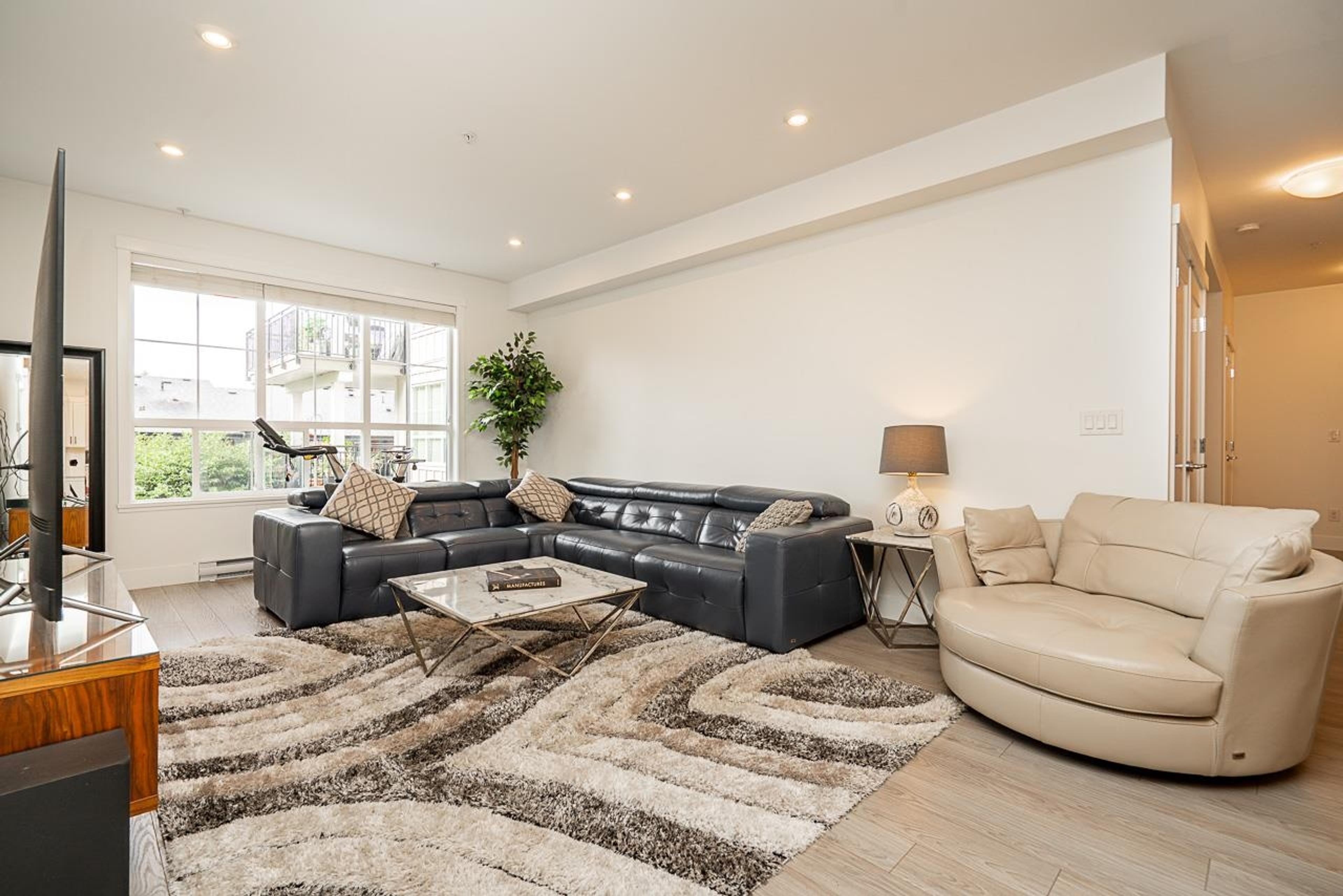 #204 12367 224 STREET - Main Image