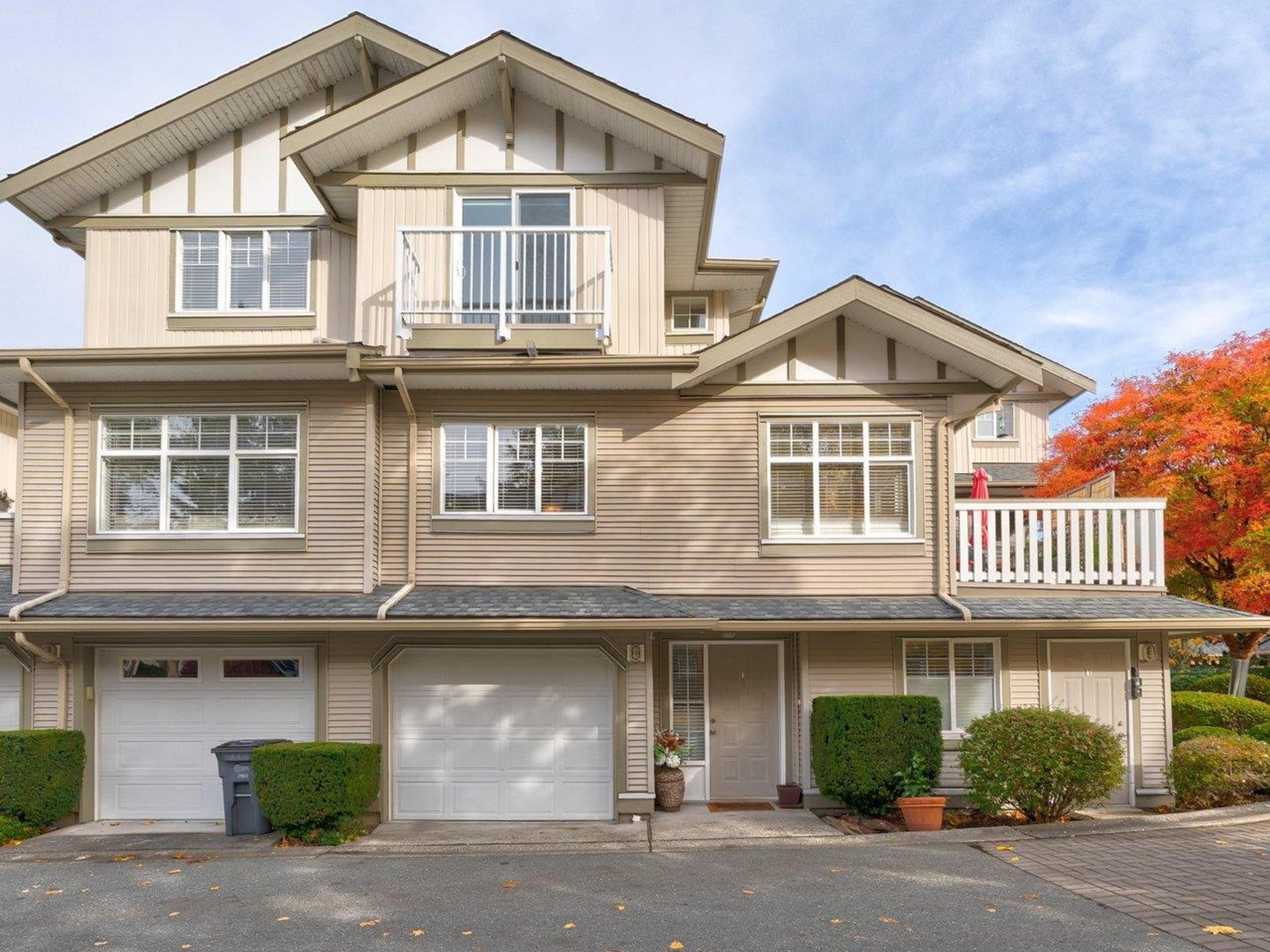 2733 Parkway Drive, Surrey - Exteriors - Photo 1