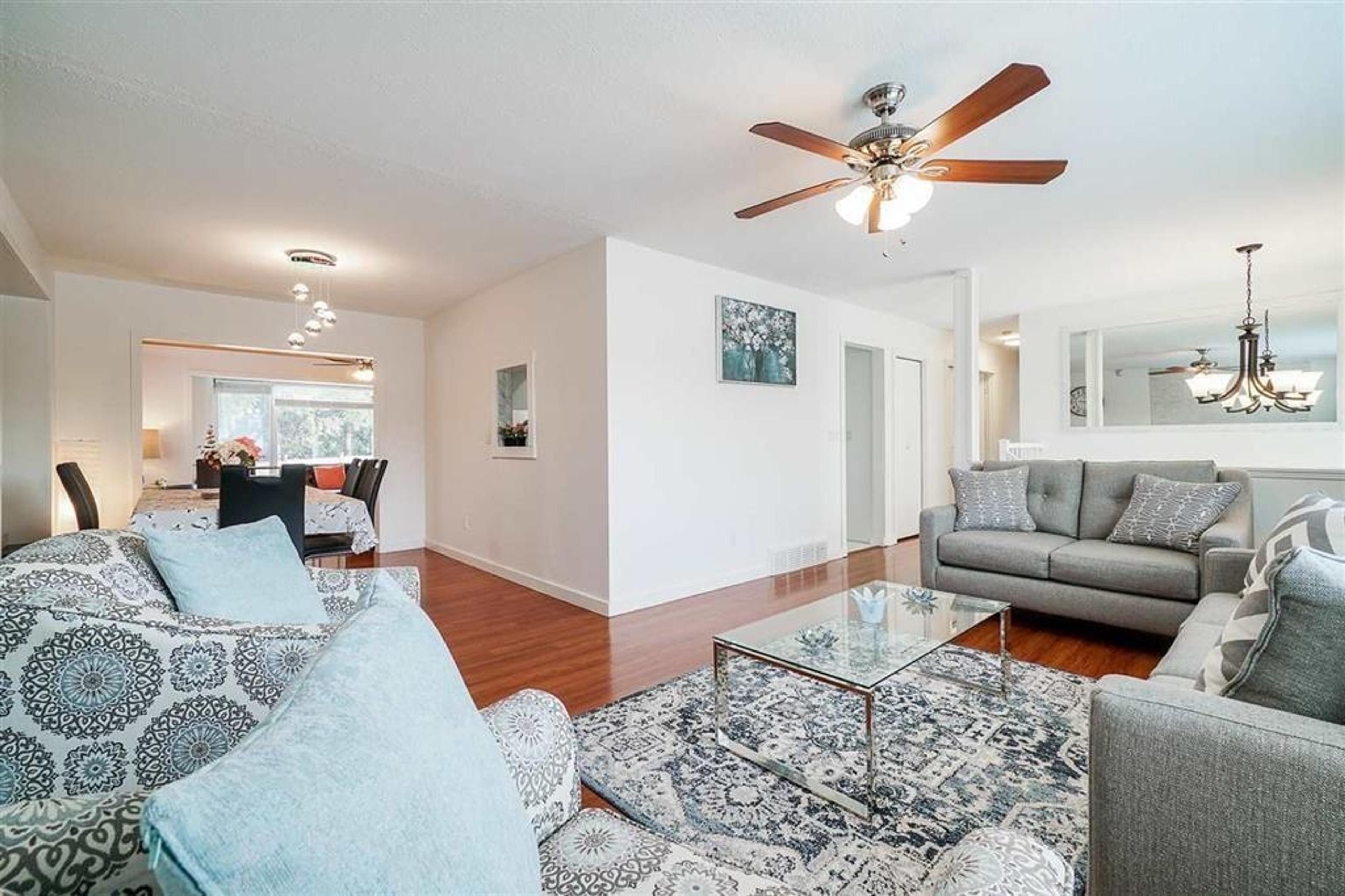 3174 ROYAL COURT - Image 2