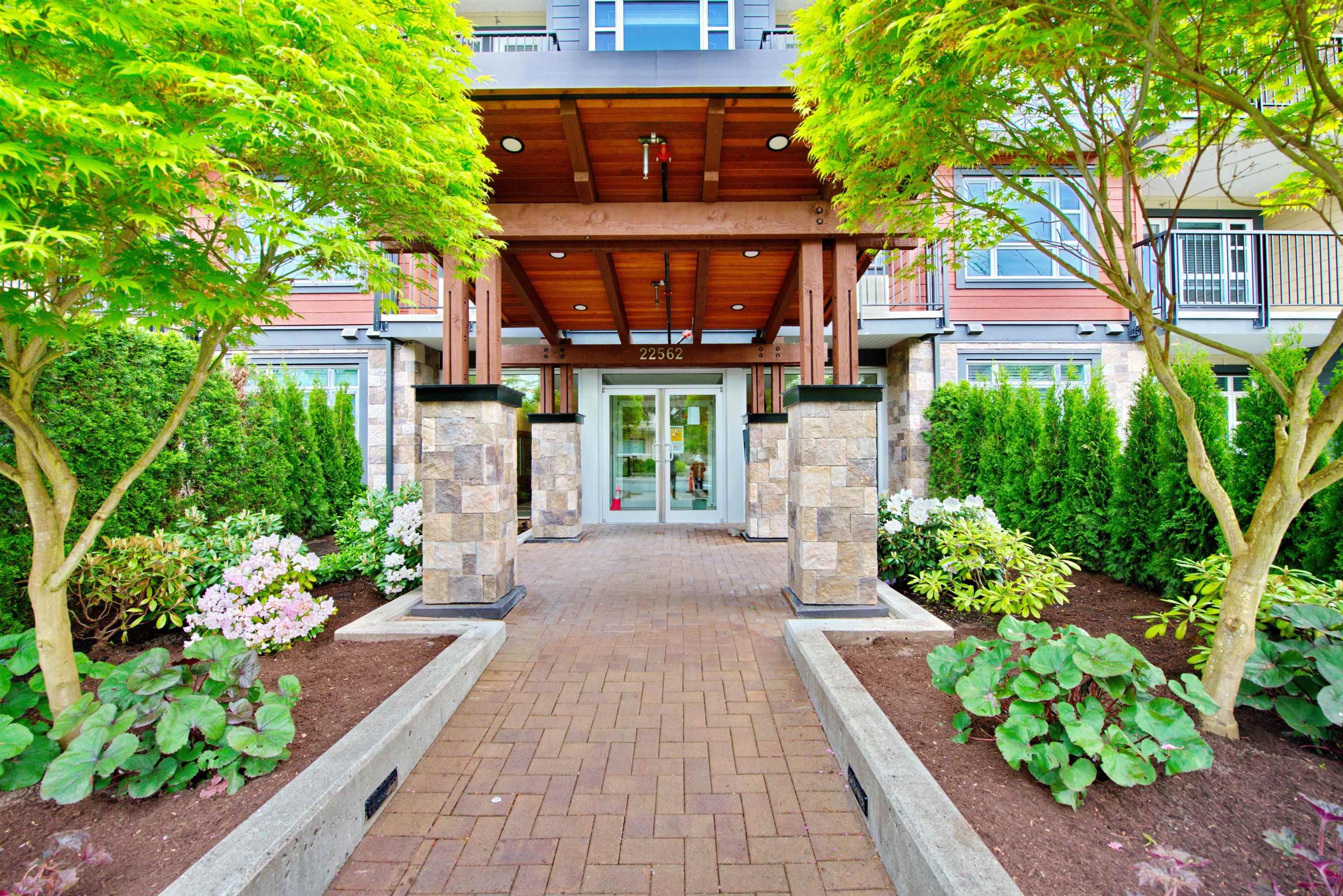 #203 22562 121 AVENUE - Image 2