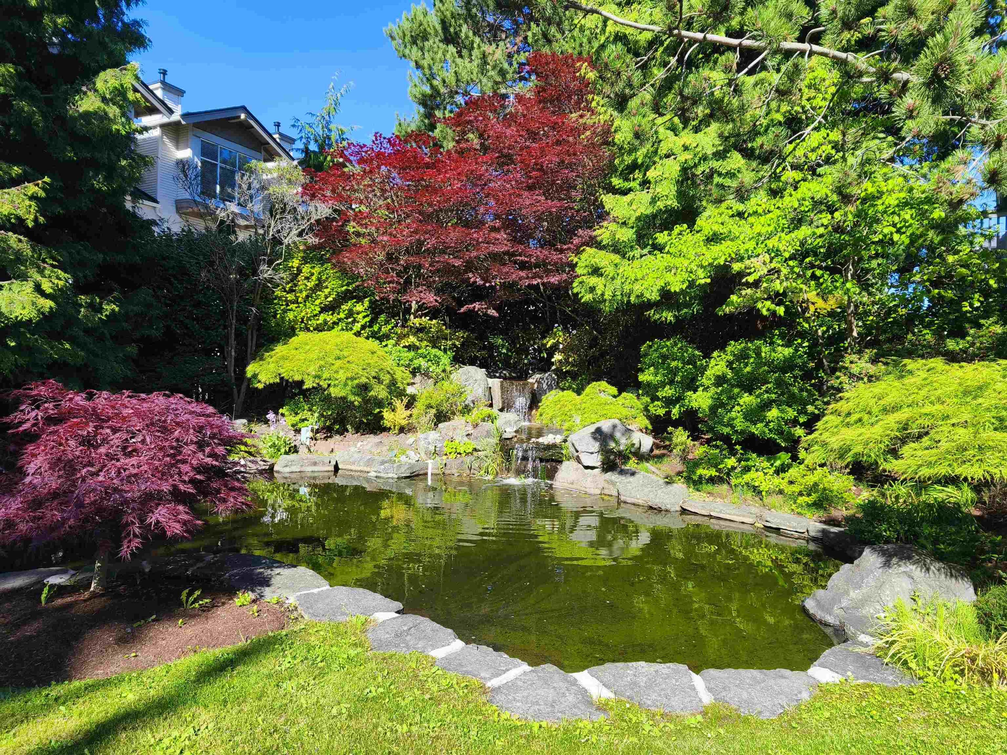 #2 6588 BARNARD DRIVE - Image 2