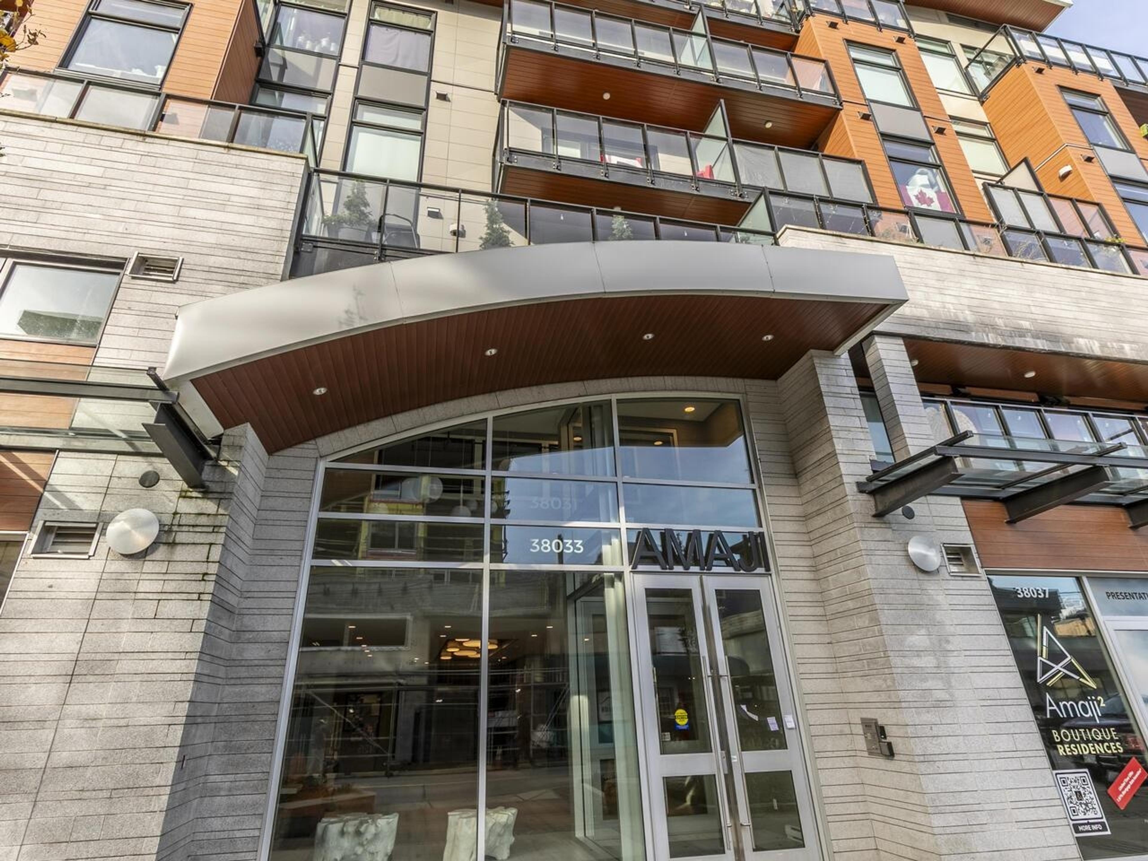 38033 Second Avenue, Squamish - Exteriors - Photo 1