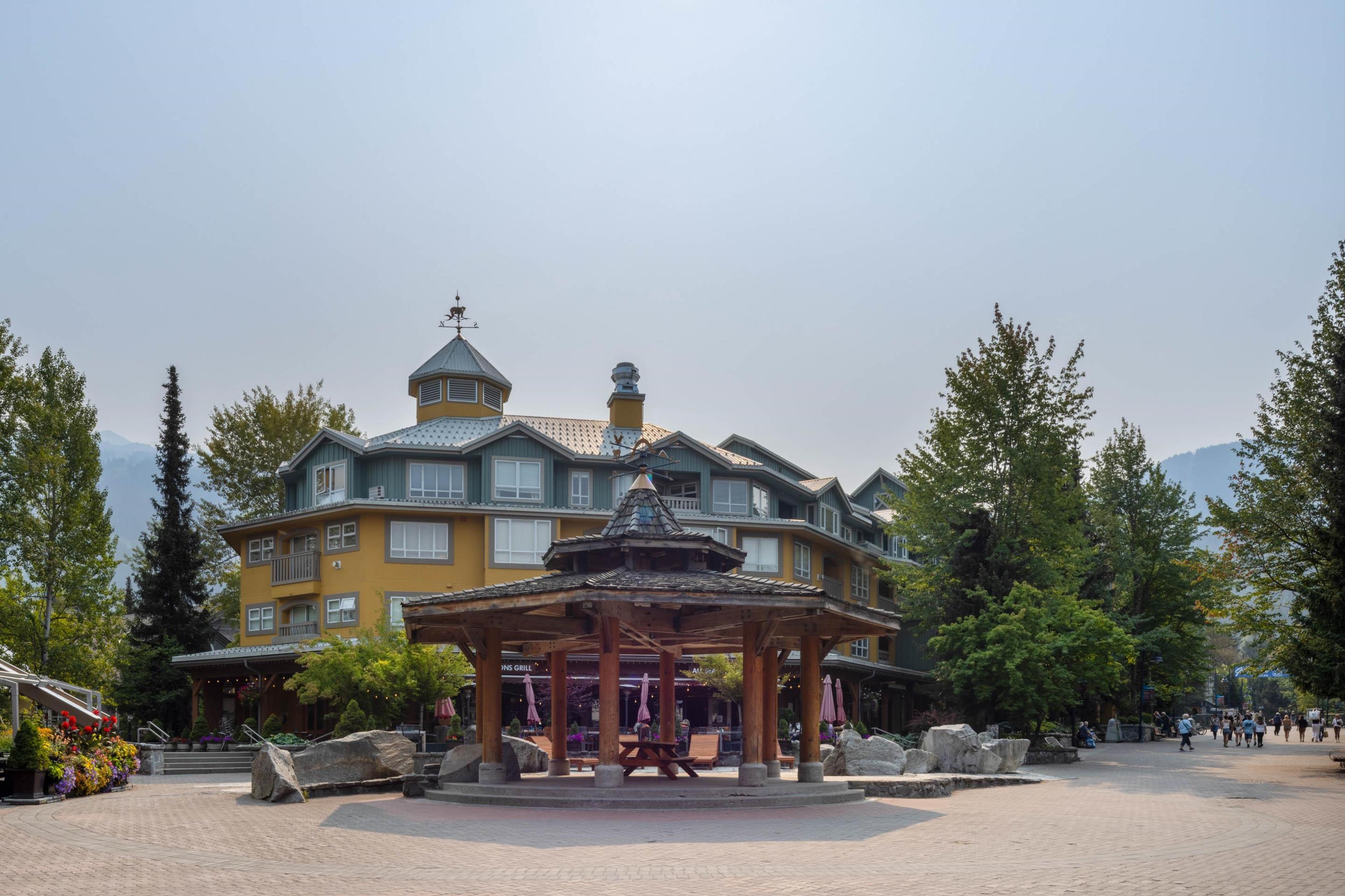 #203 4314 MAIN STREET - Image 2