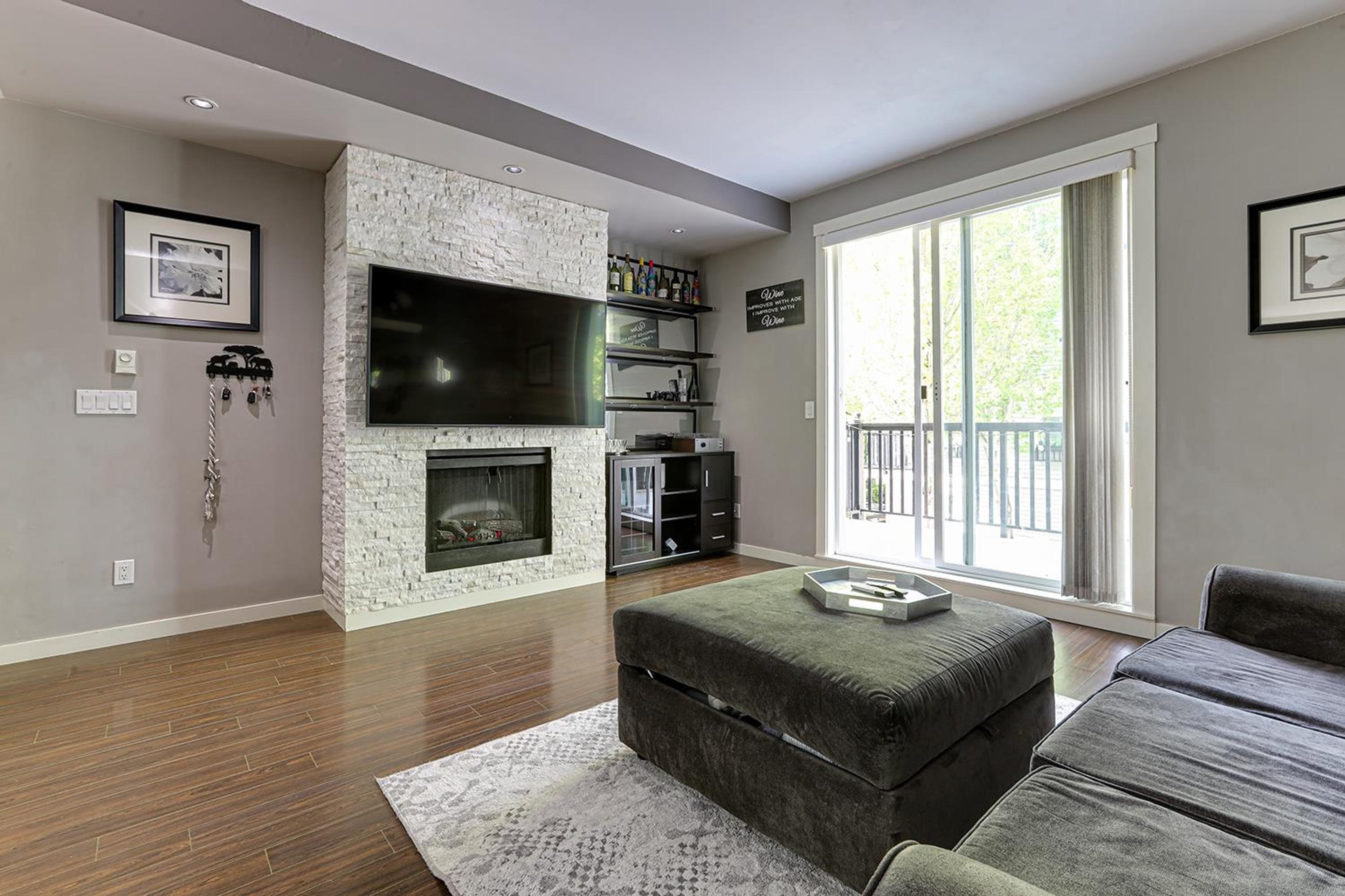 #38 18983 72A AVENUE - Image 3