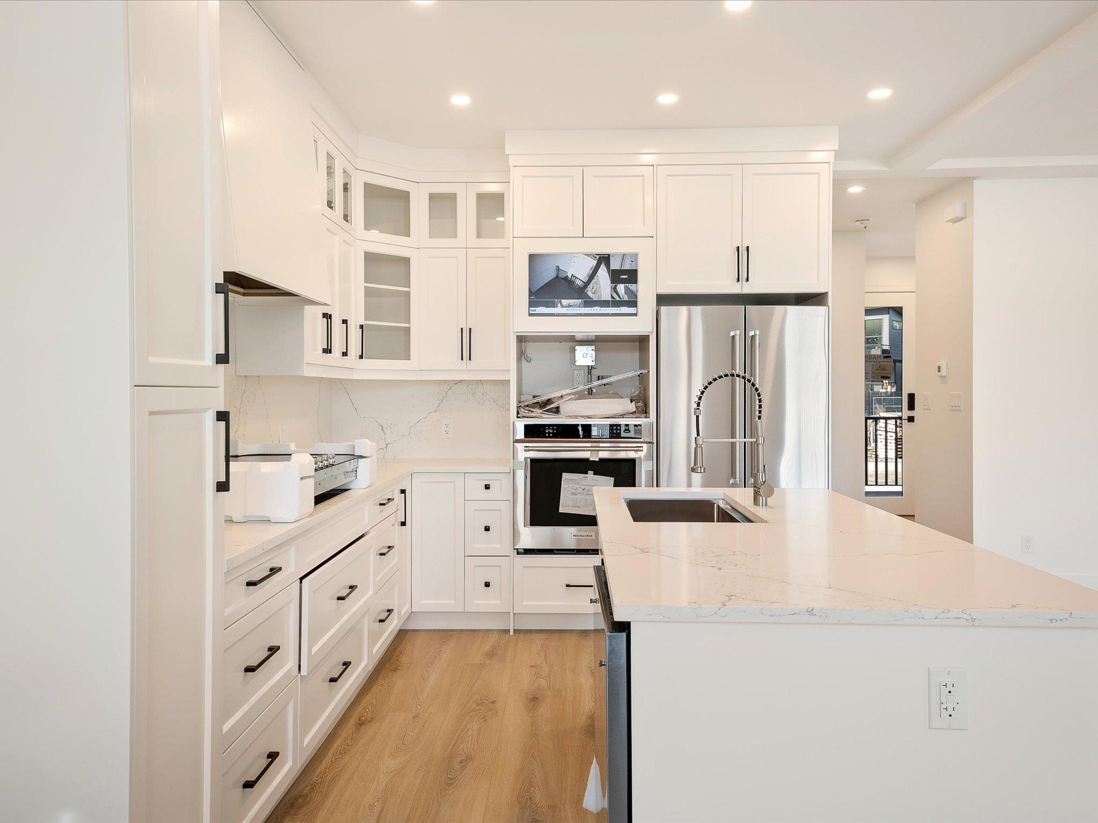 1013 PHARE CRESCENT - Image 3