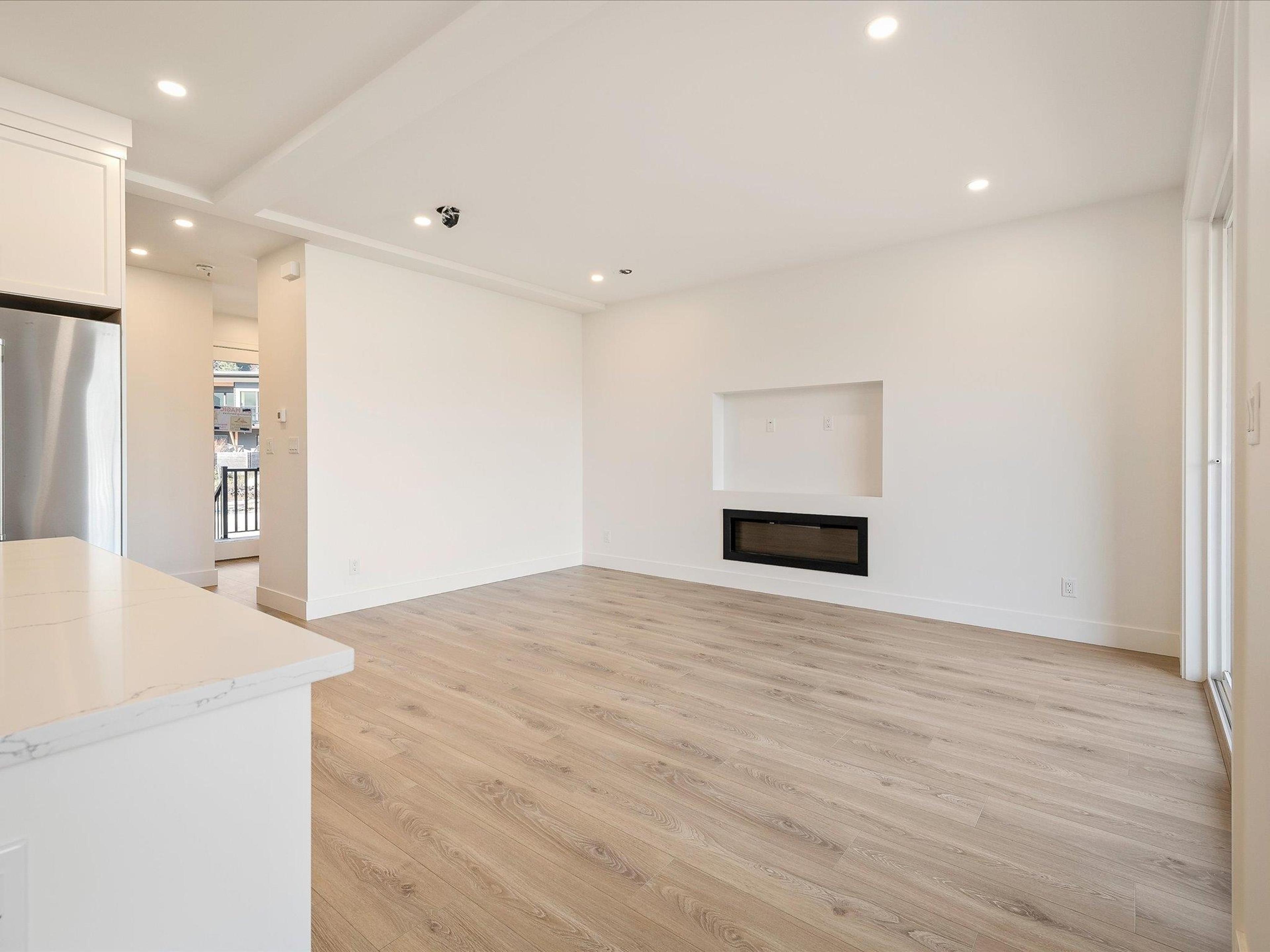 1005 PHARE CRESCENT - Image 3