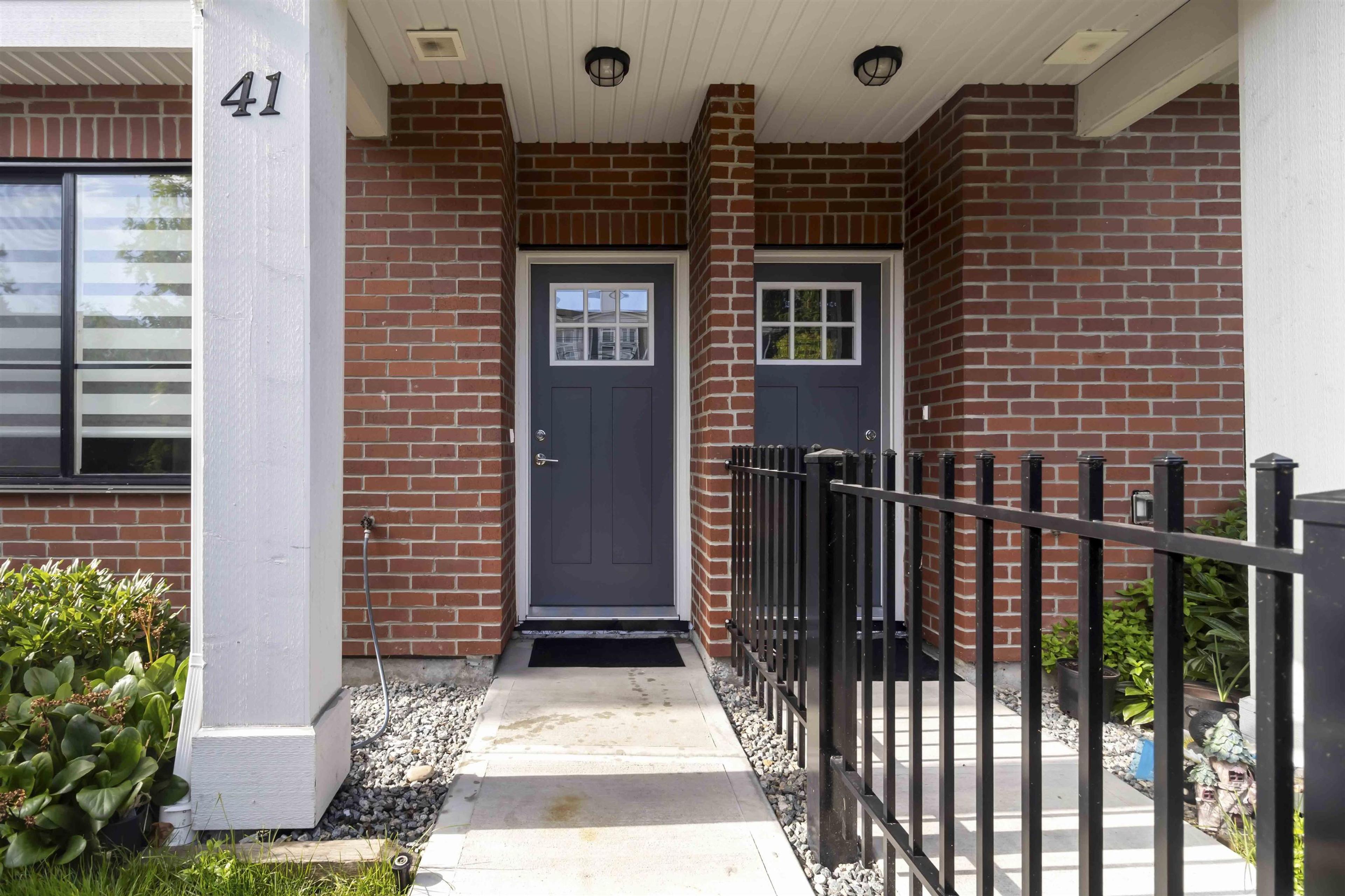 #41 11556 72A AVENUE - Image 2