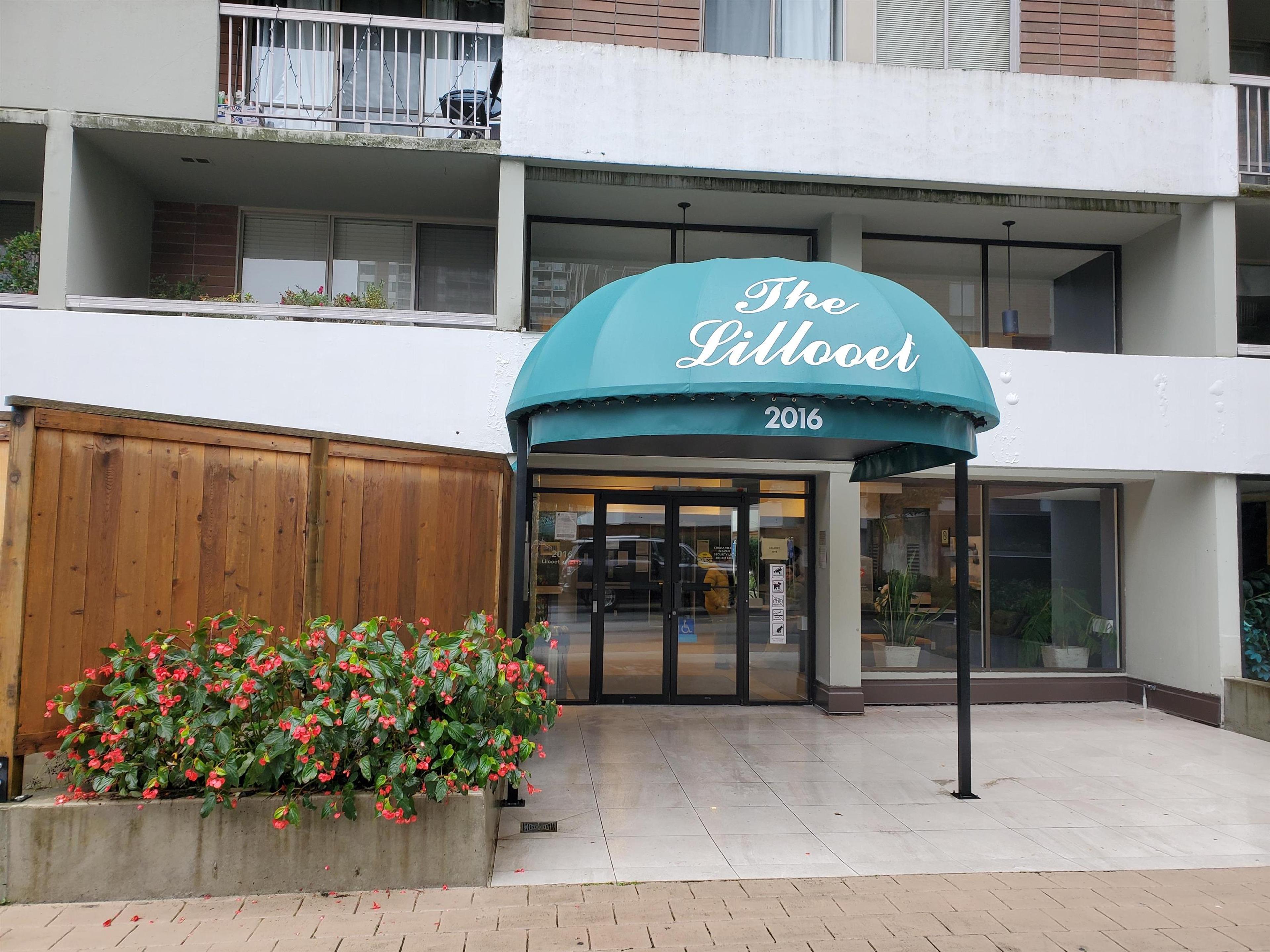 #1006 2016 FULLERTON AVENUE - Main Image